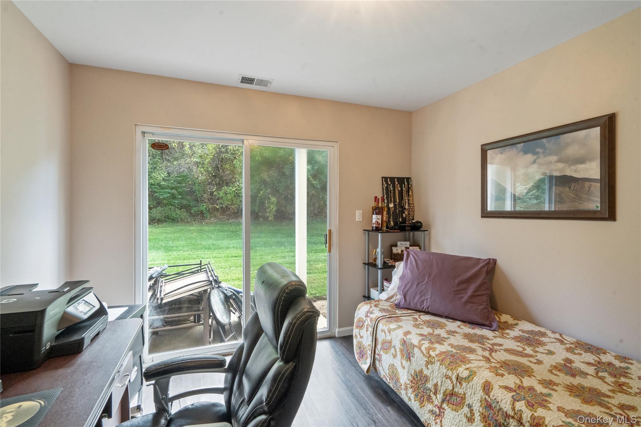 #17 photo, 95 Morley Circle, サフォーク郡 Melville , NY 11747