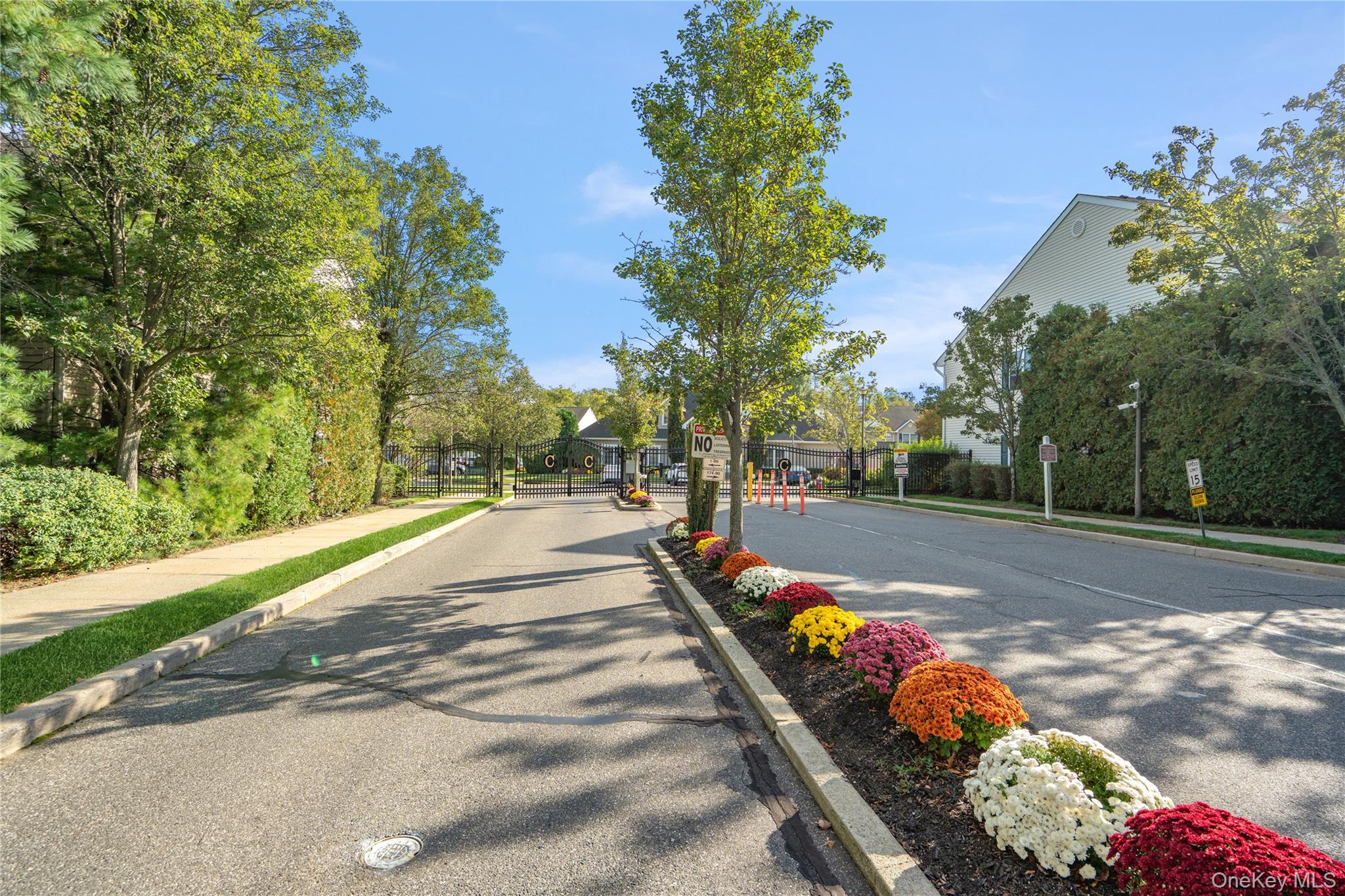 #2 photo, 95 Morley Circle, サフォーク郡 Melville , NY 11747