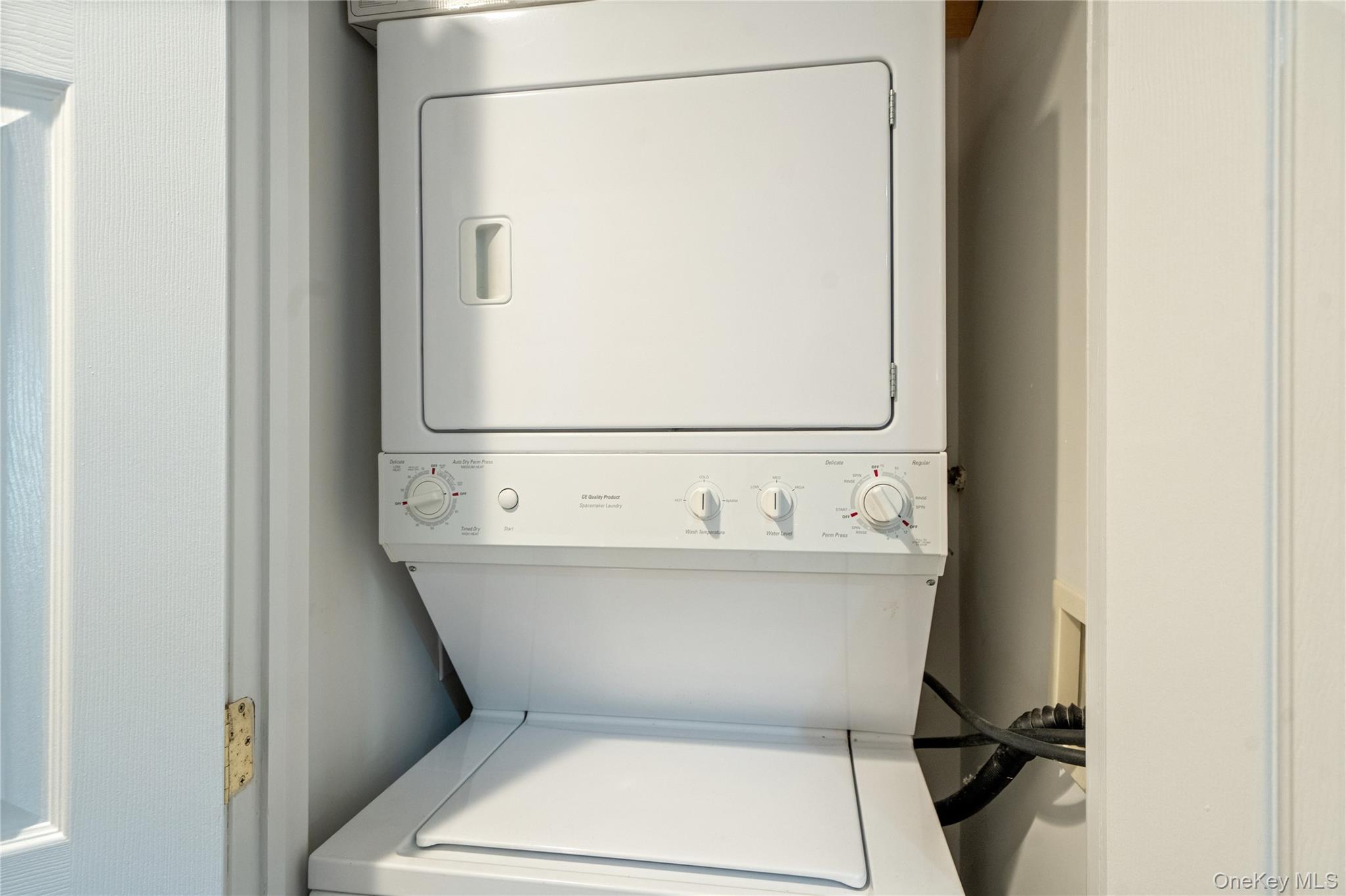 #20 photo, 95 Morley Circle, サフォーク郡 Melville , NY 11747