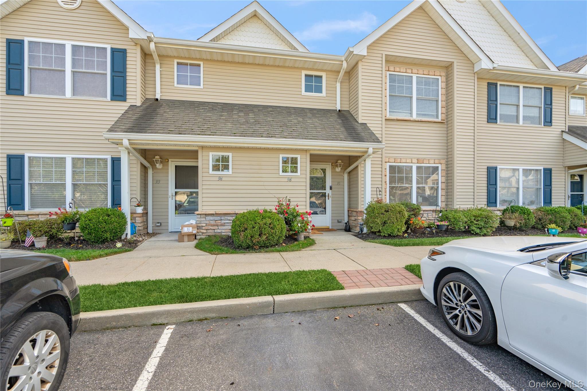 #5 photo, 95 Morley Circle, サフォーク郡 Melville , NY 11747