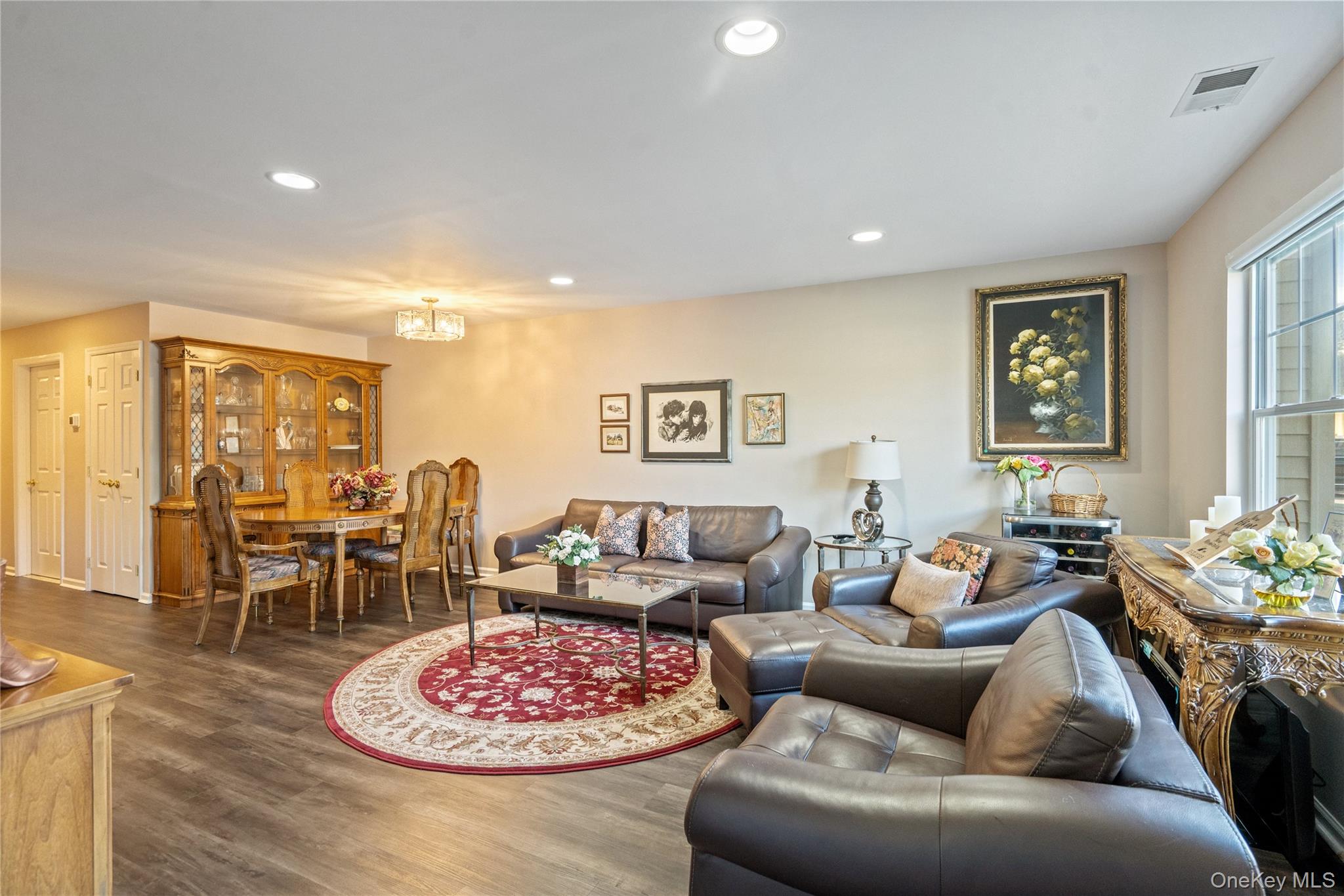 #6 photo, 95 Morley Circle, サフォーク郡 Melville , NY 11747