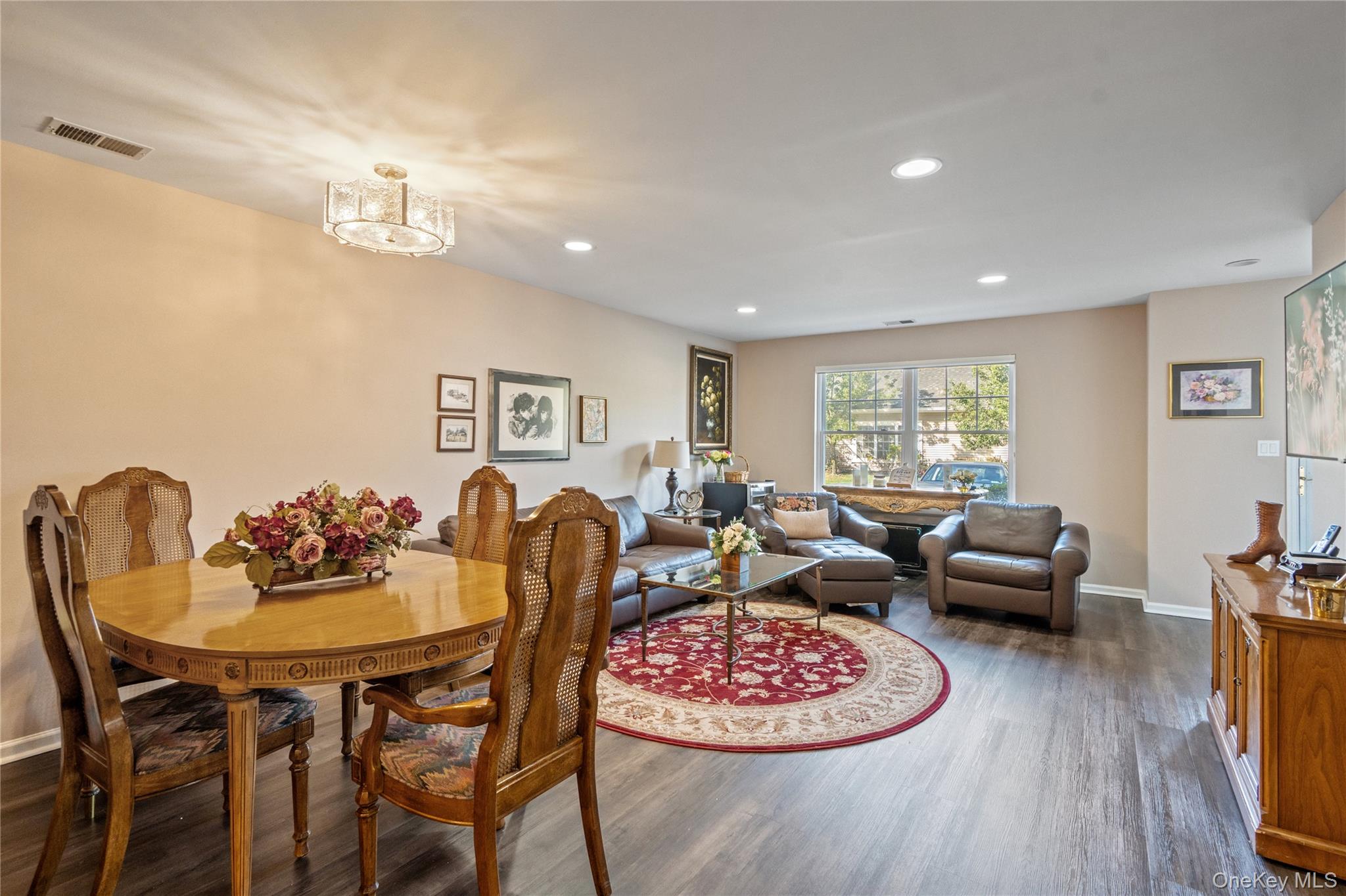 #9 photo, 95 Morley Circle, サフォーク郡 Melville , NY 11747