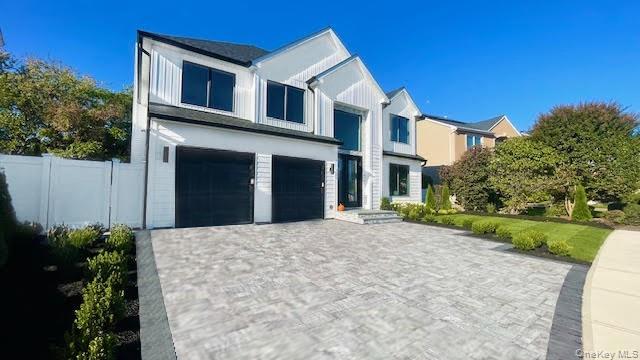 #1 photo, 7 Crescent Cove Drive, ناسو Seaford , NY 11783