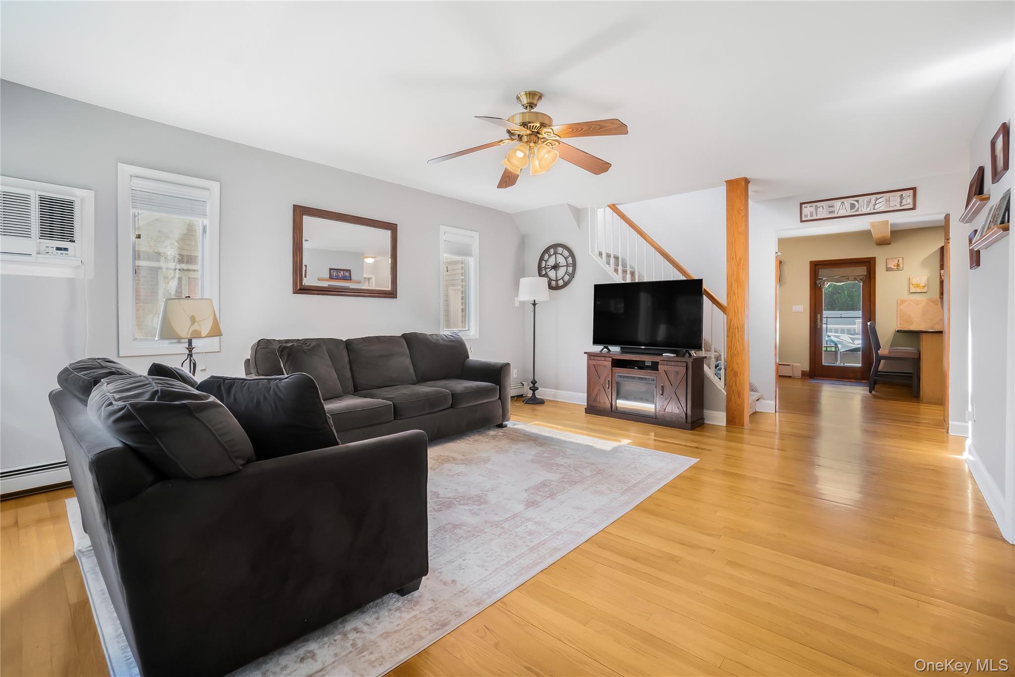 #4 photo, 55 Maple Drive, ナッソー郡 New Hyde Park , NY 11040