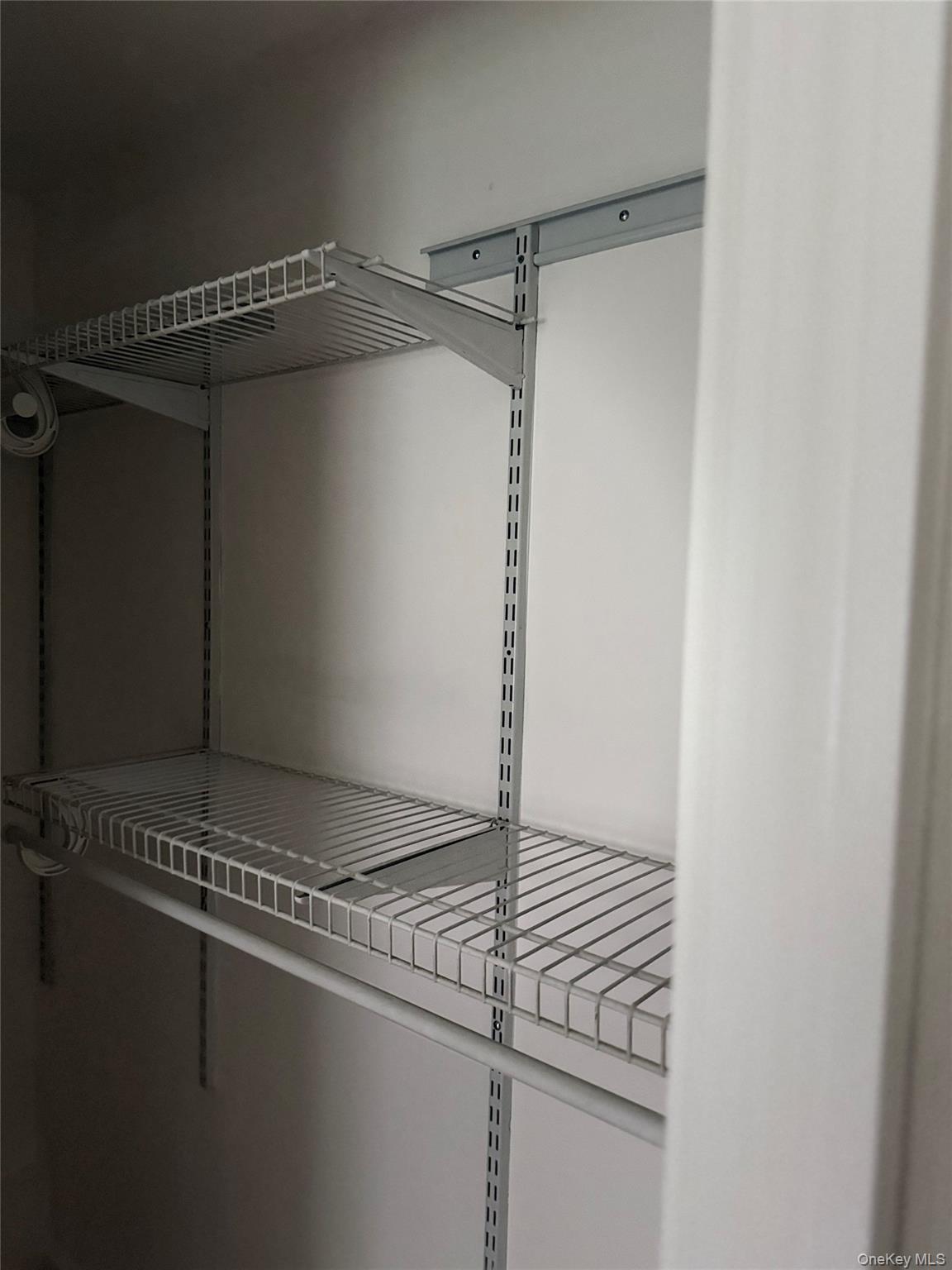 #14 photo, 38 Chelsea Drive, サフォーク郡 Mount Sinai , NY 11766