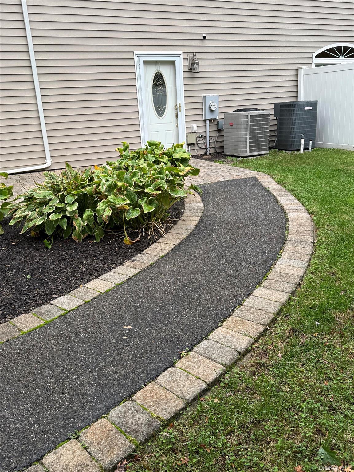 #3 photo, 38 Chelsea Drive, サフォーク郡 Mount Sinai , NY 11766