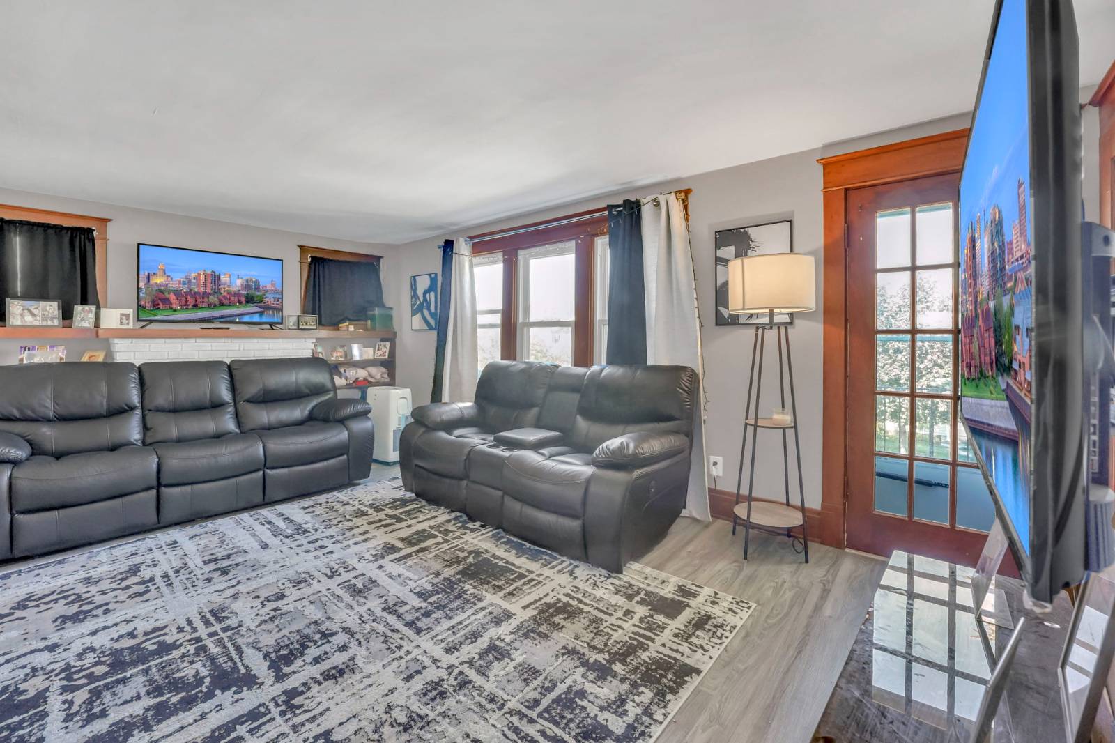 #3 photo, 92 Tremont Avenue, Kenmore , NY 14217