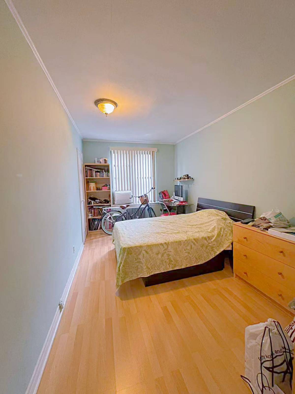 #5 photo, 132-51 Avery Avenue, Flushing , NY 11355