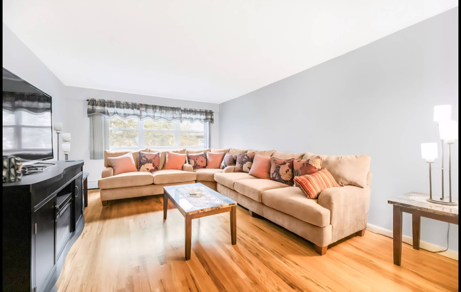 #13 photo, 14 Fieldstone Dr, Hartsdale , NY 10530