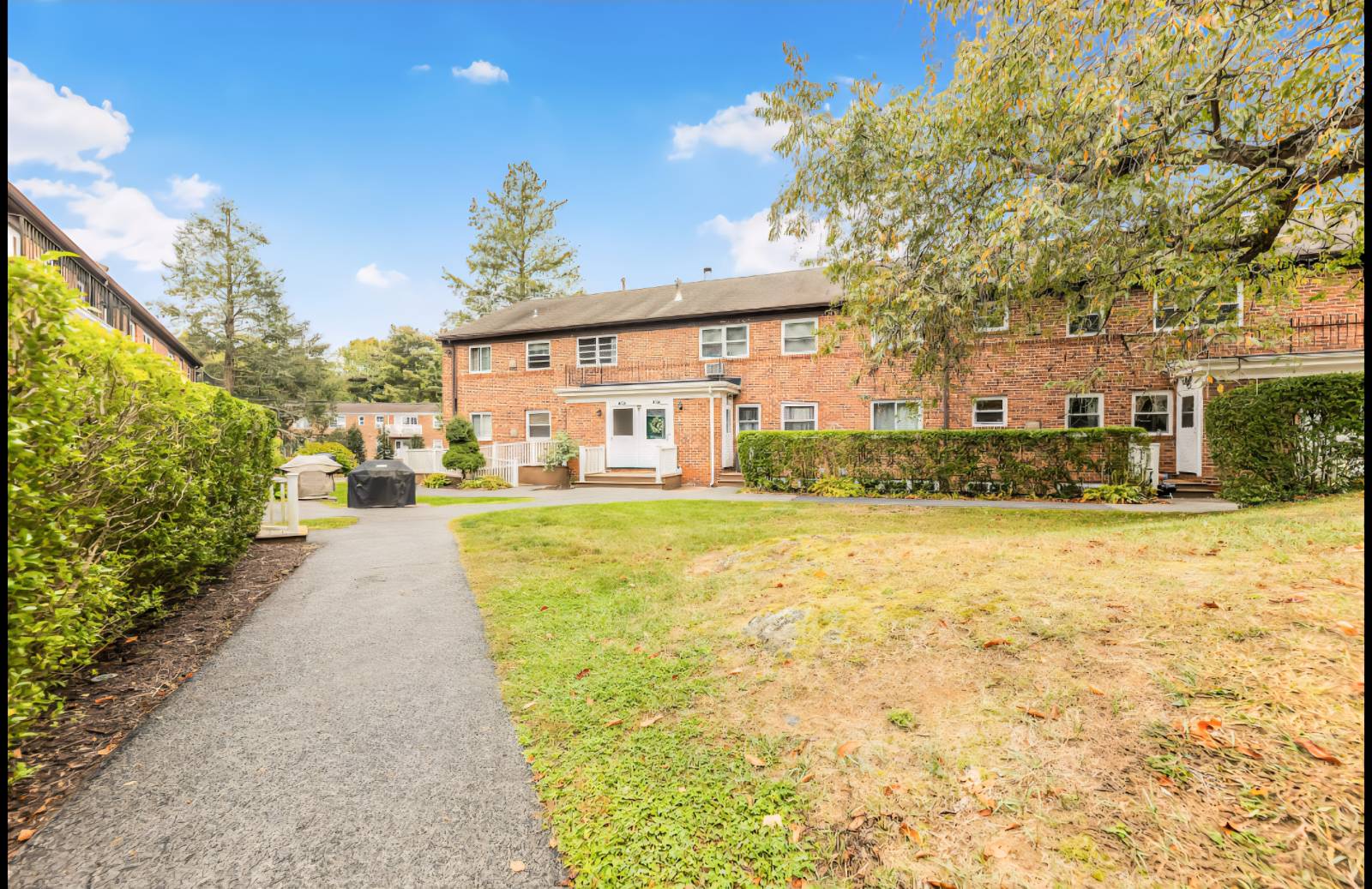 #5 photo, 14 Fieldstone Dr, Hartsdale , NY 10530