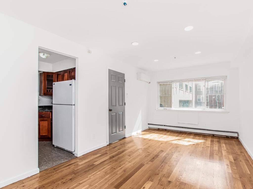 #10 photo, 661 Sagamore St, ブロンクス区 Bronx , NY 10462