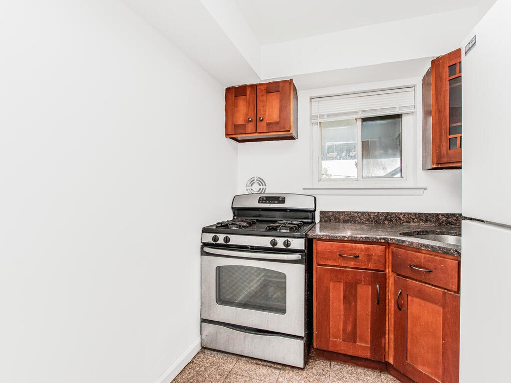 #11 photo, 661 Sagamore St, ブロンクス区 Bronx , NY 10462