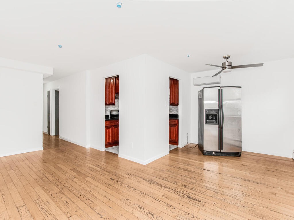 #14 photo, 661 Sagamore St, ブロンクス区 Bronx , NY 10462