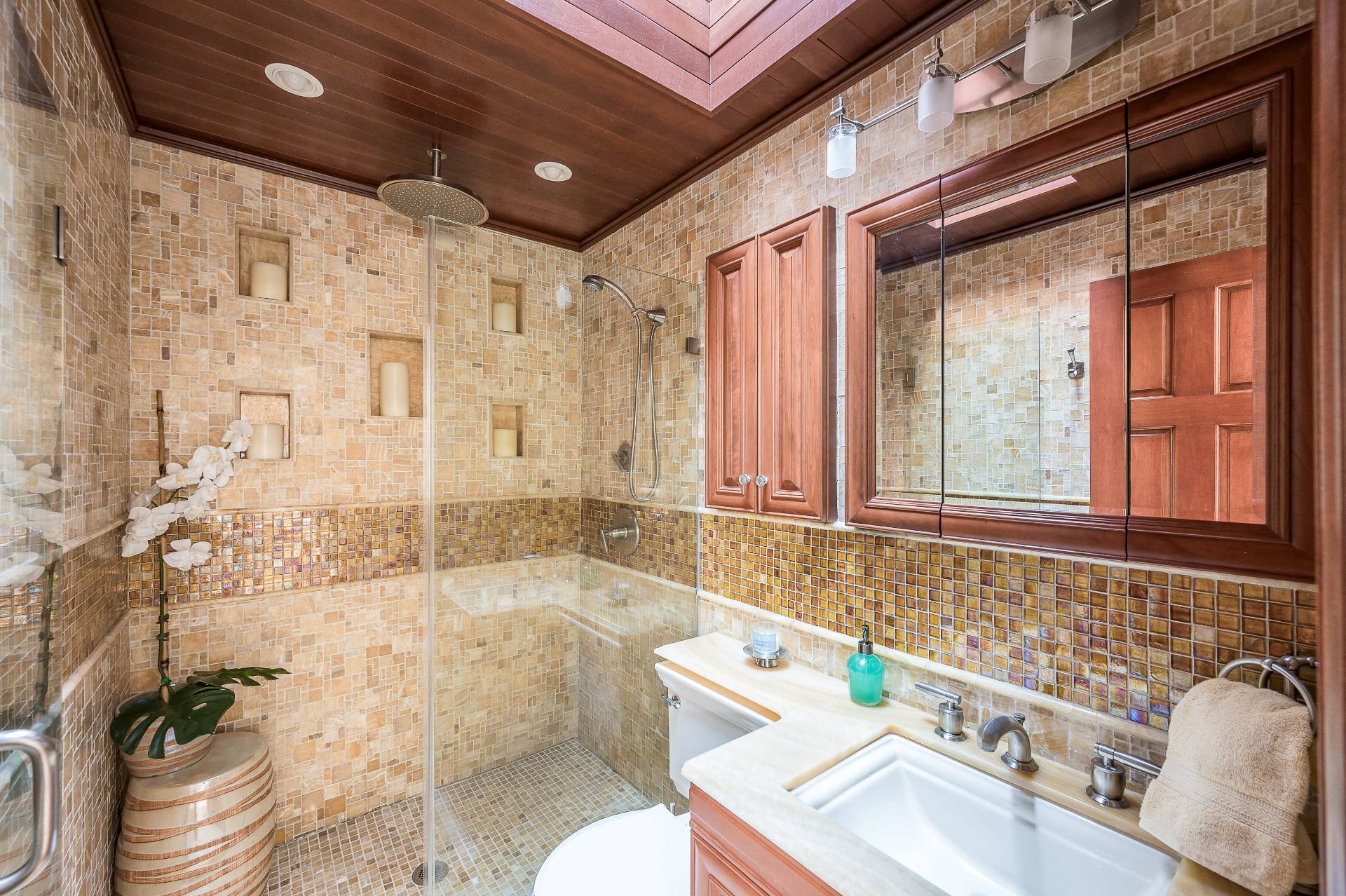 #15 photo, 61 W Tiana Rd, #24, サフォーク郡 Hampton Bays , NY 11946