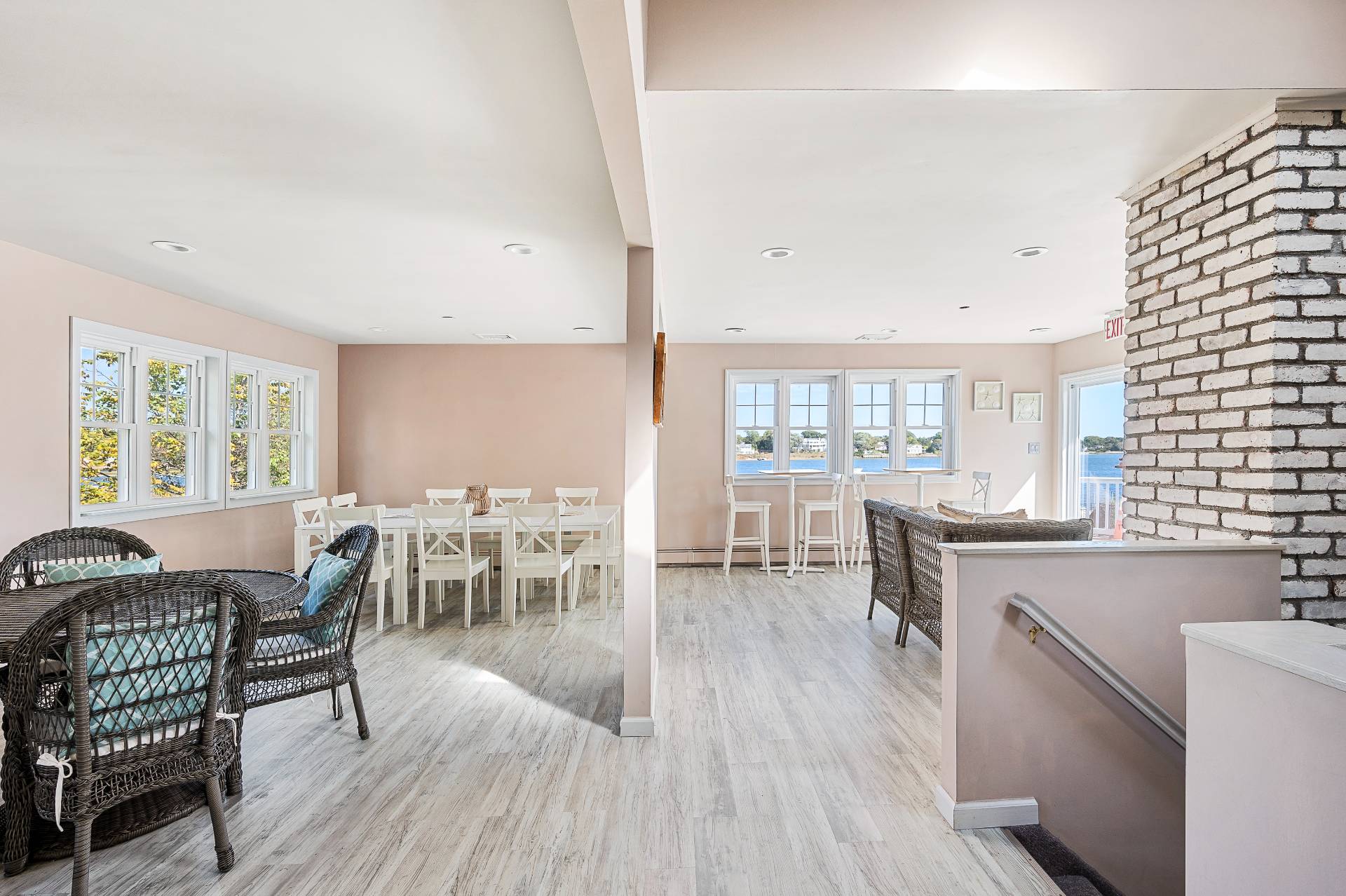 #20 photo, 61 W Tiana Rd, #24, サフォーク郡 Hampton Bays , NY 11946