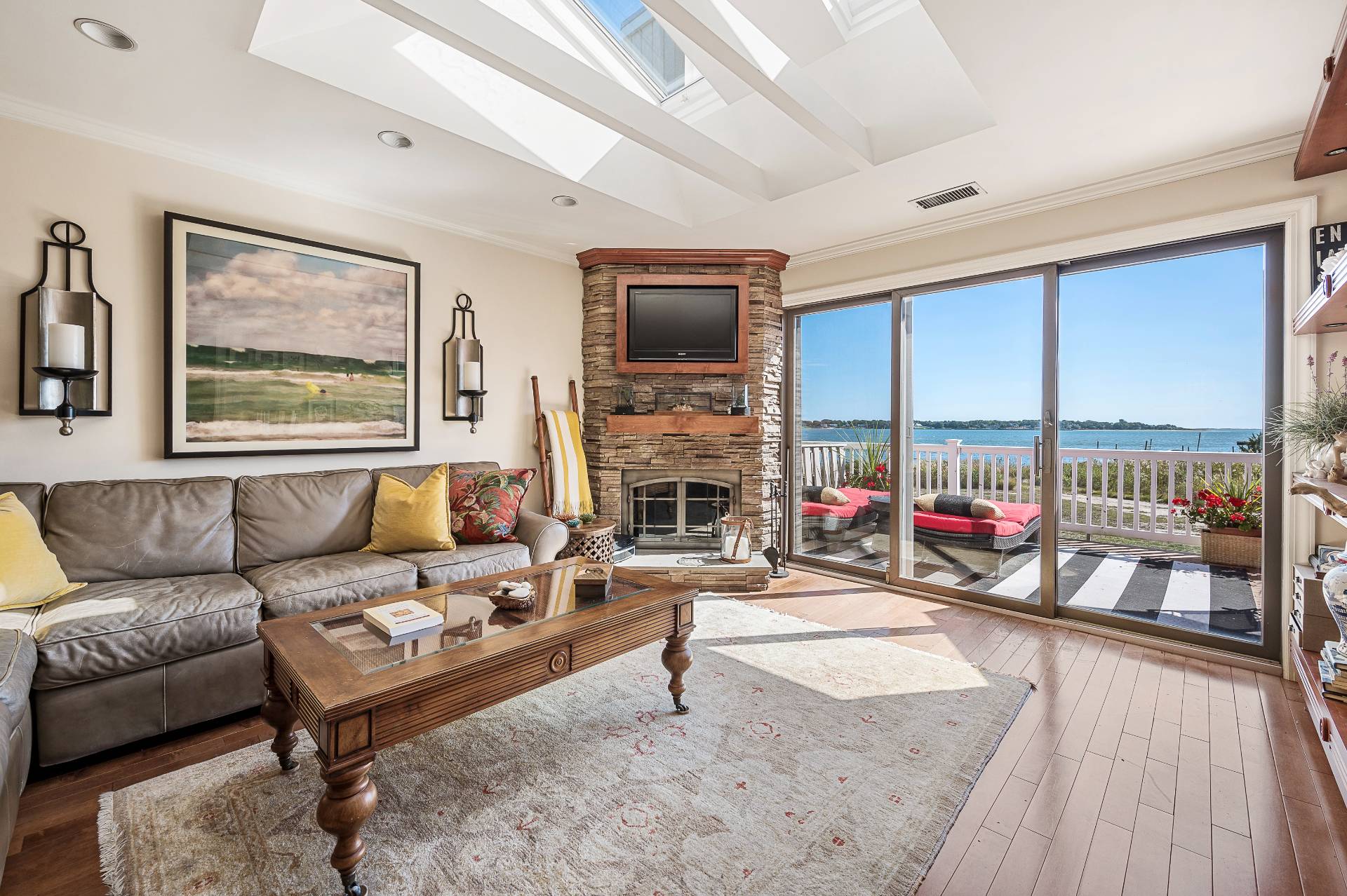 #8 photo, 61 W Tiana Rd, #24, サフォーク郡 Hampton Bays , NY 11946