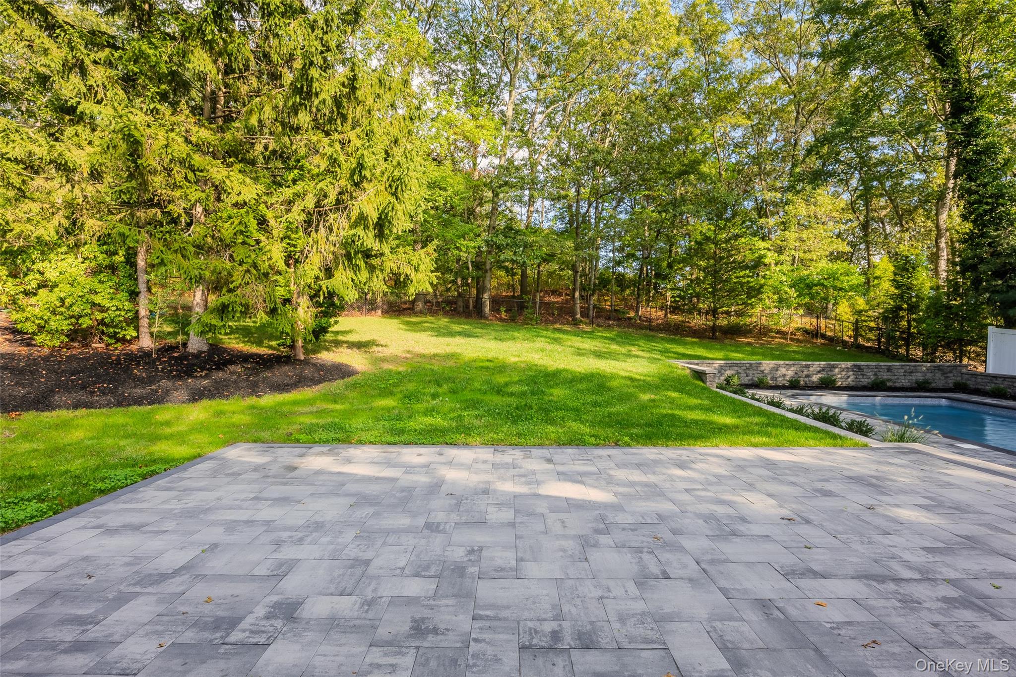 #11 photo, 29 Seward Drive, Dix Hills , NY 11746