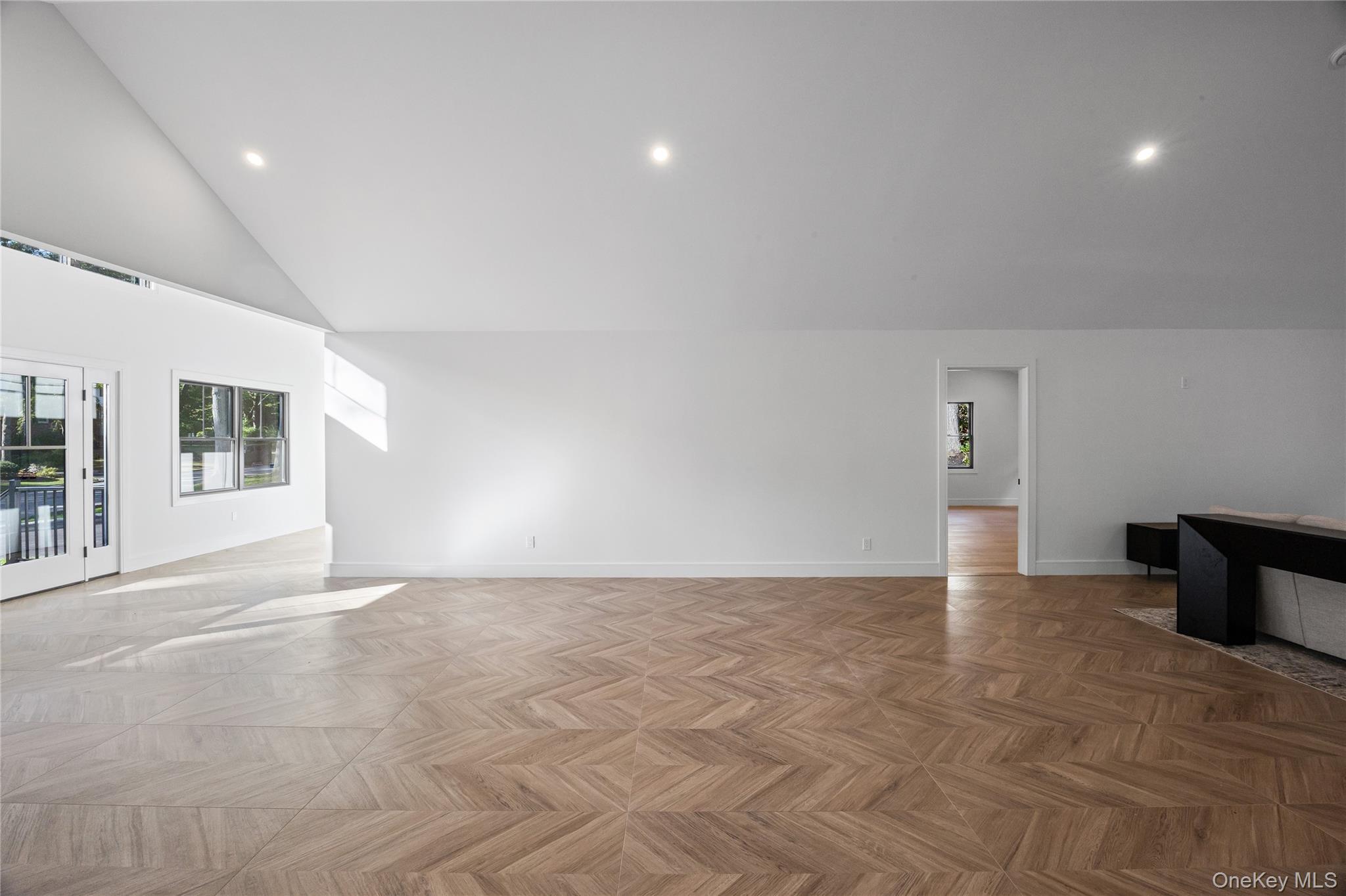 #17 photo, 29 Seward Drive, Dix Hills , NY 11746