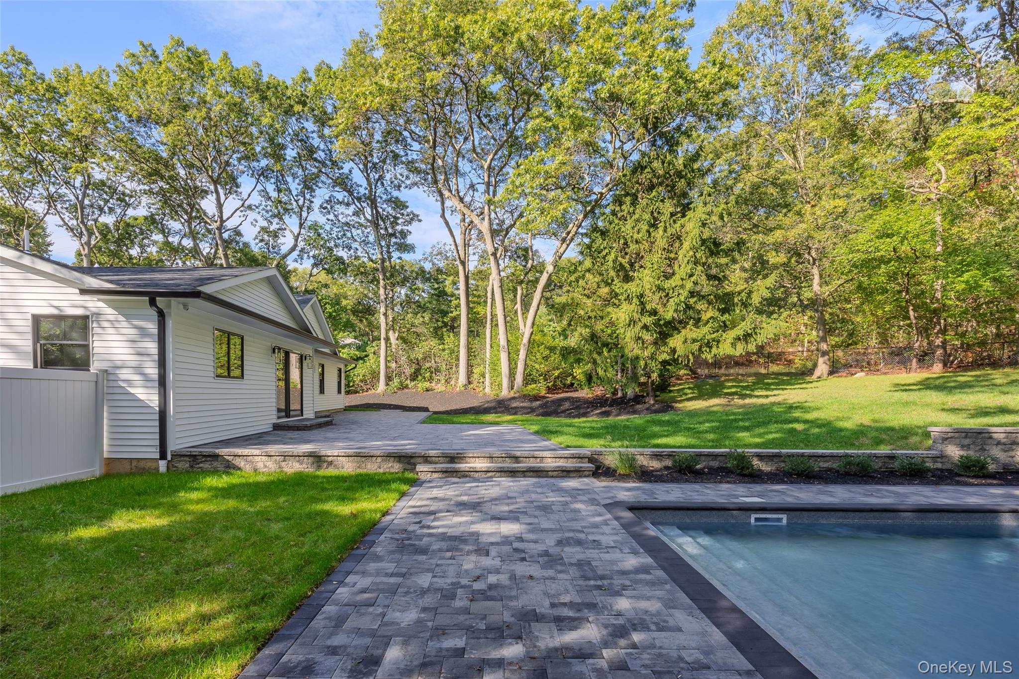 #8 photo, 29 Seward Drive, Dix Hills , NY 11746