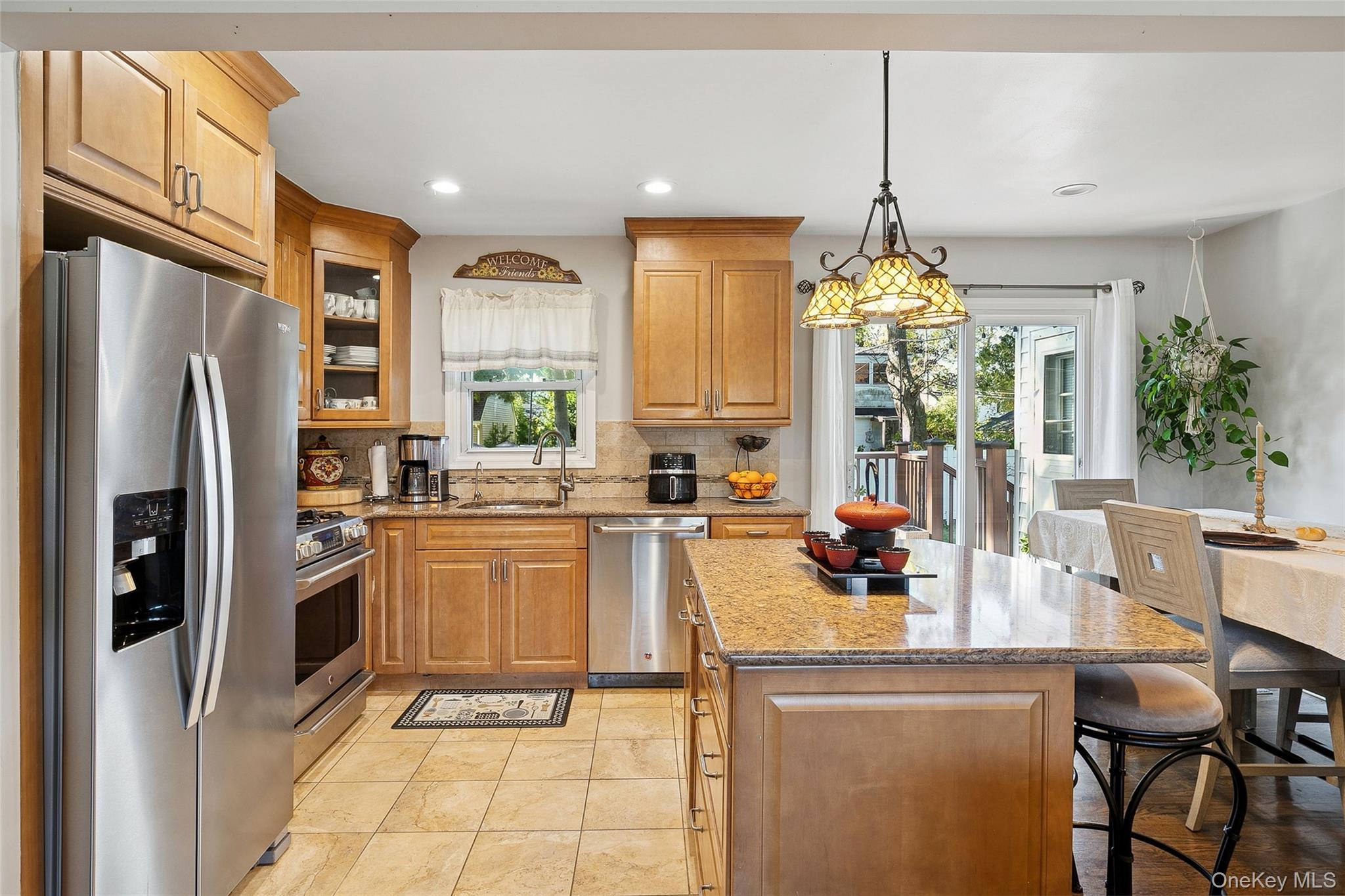 #10 photo, 320 W 11th Street, サフォーク郡 Deer Park , NY 11729