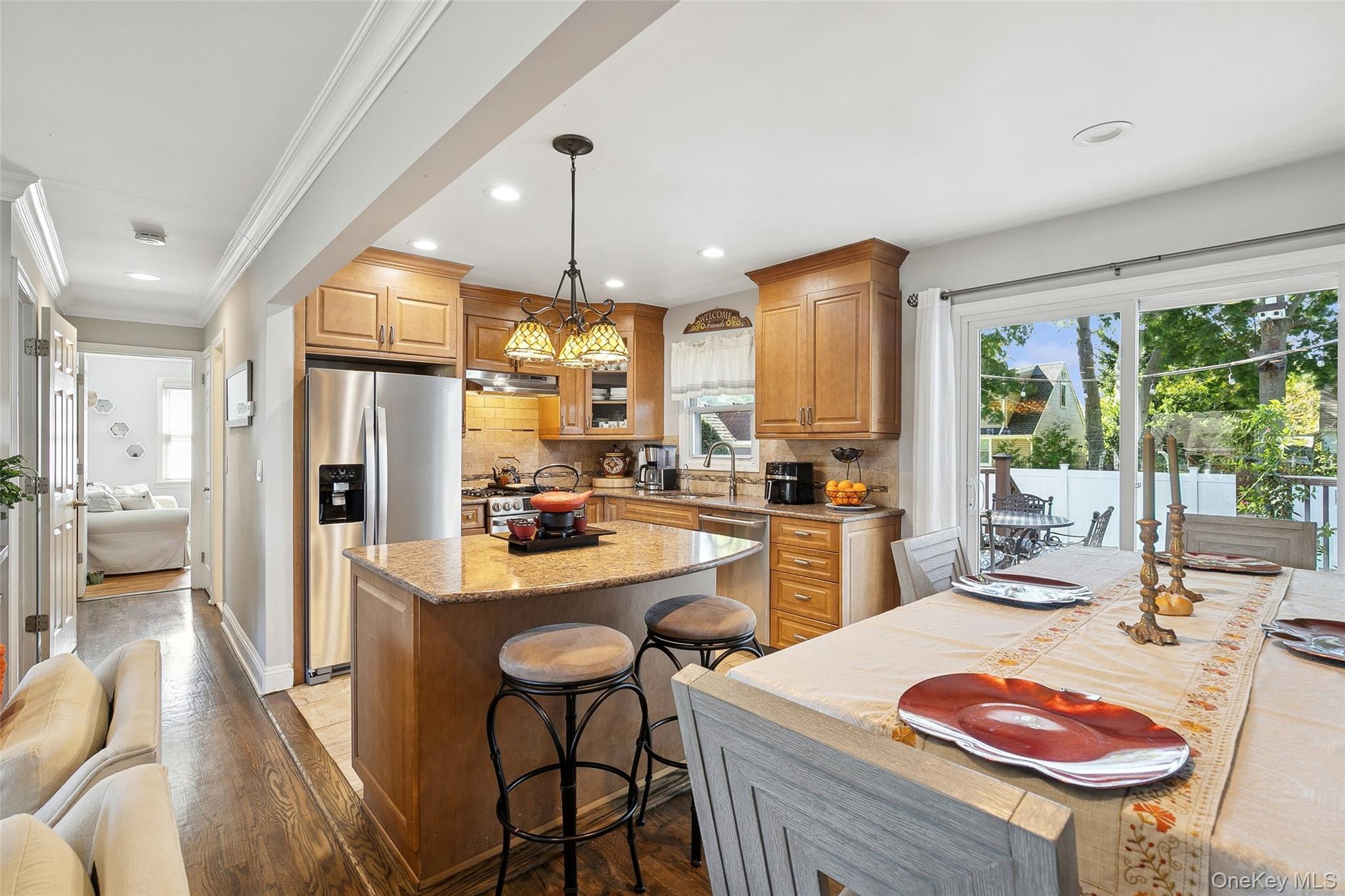 #13 photo, 320 W 11th Street, サフォーク郡 Deer Park , NY 11729