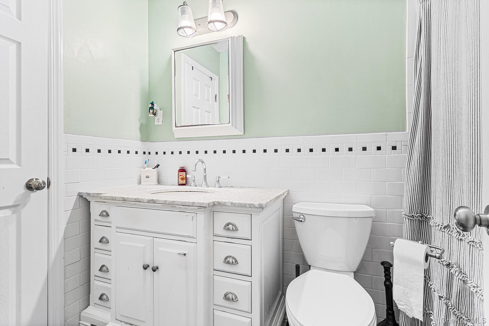 #12 photo, 1066 Old Town Road, サフォーク郡 Coram , NY 11727