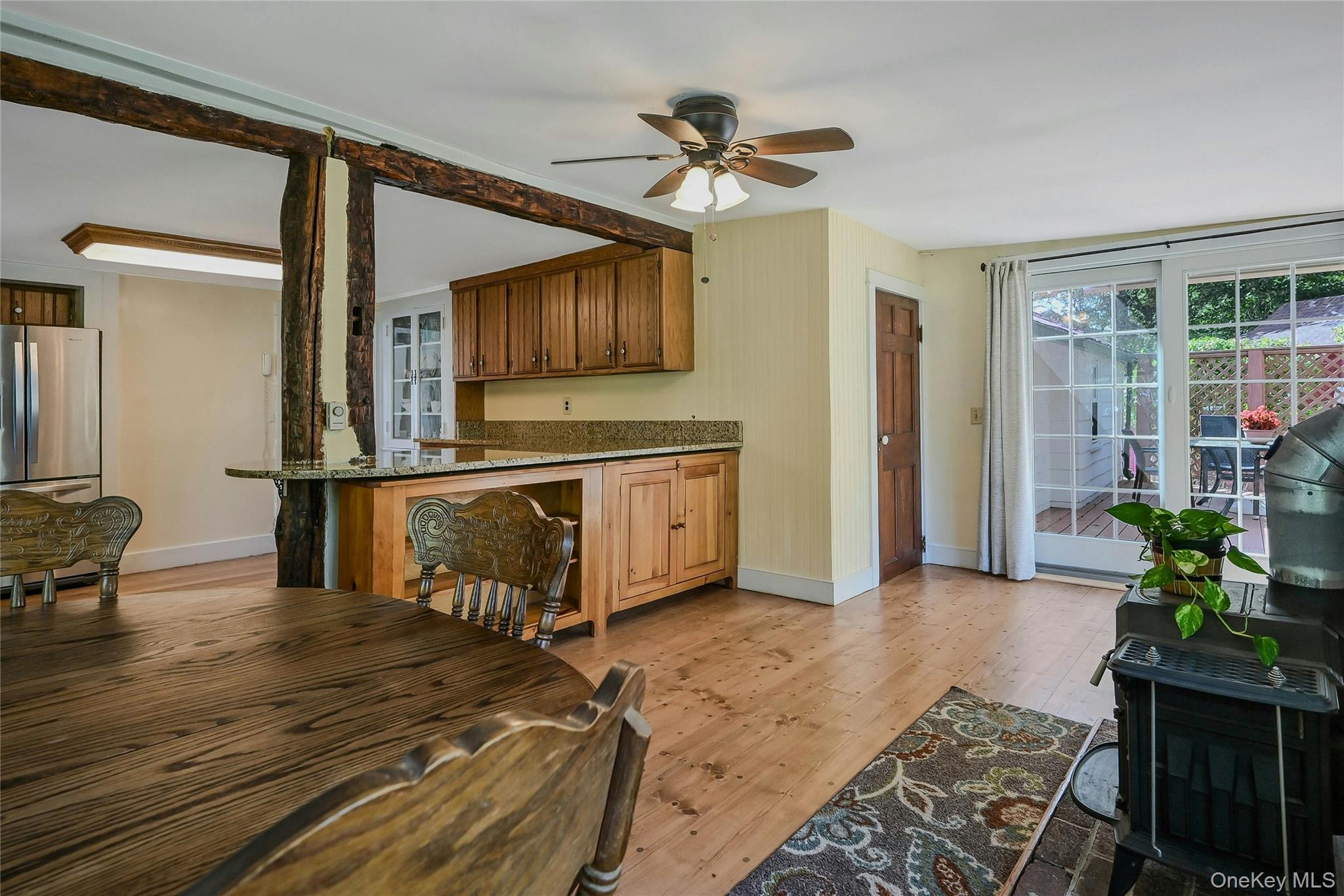 #16 photo, 147 N Country Road, サフォーク郡 Mount Sinai , NY 11766