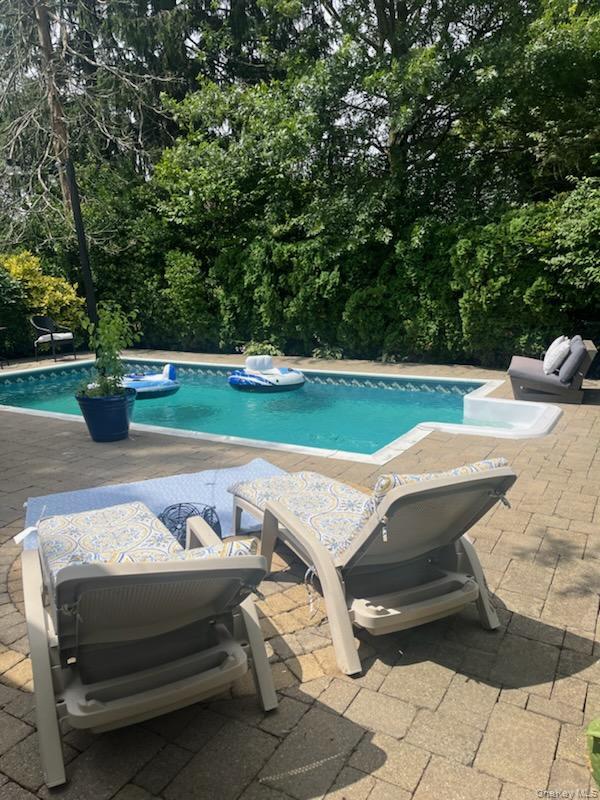 #18 photo, 453 Andrews Road, ナッソー郡 Mineola , NY 11501