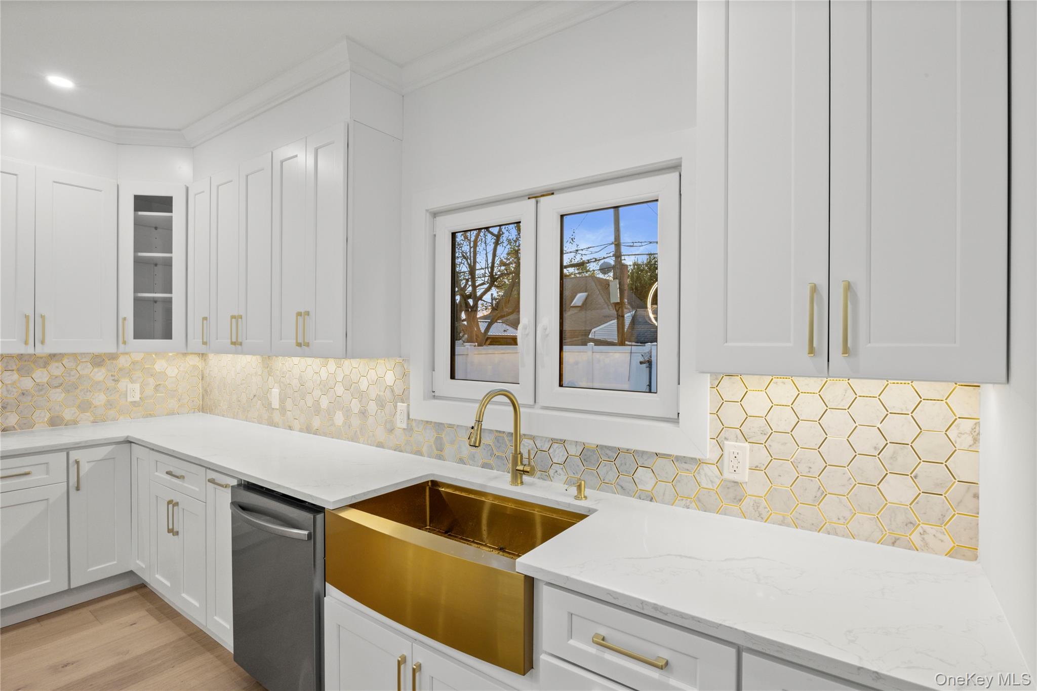 #15 photo, 182 Friends Lane, ナッソー郡 Westbury , NY 11590