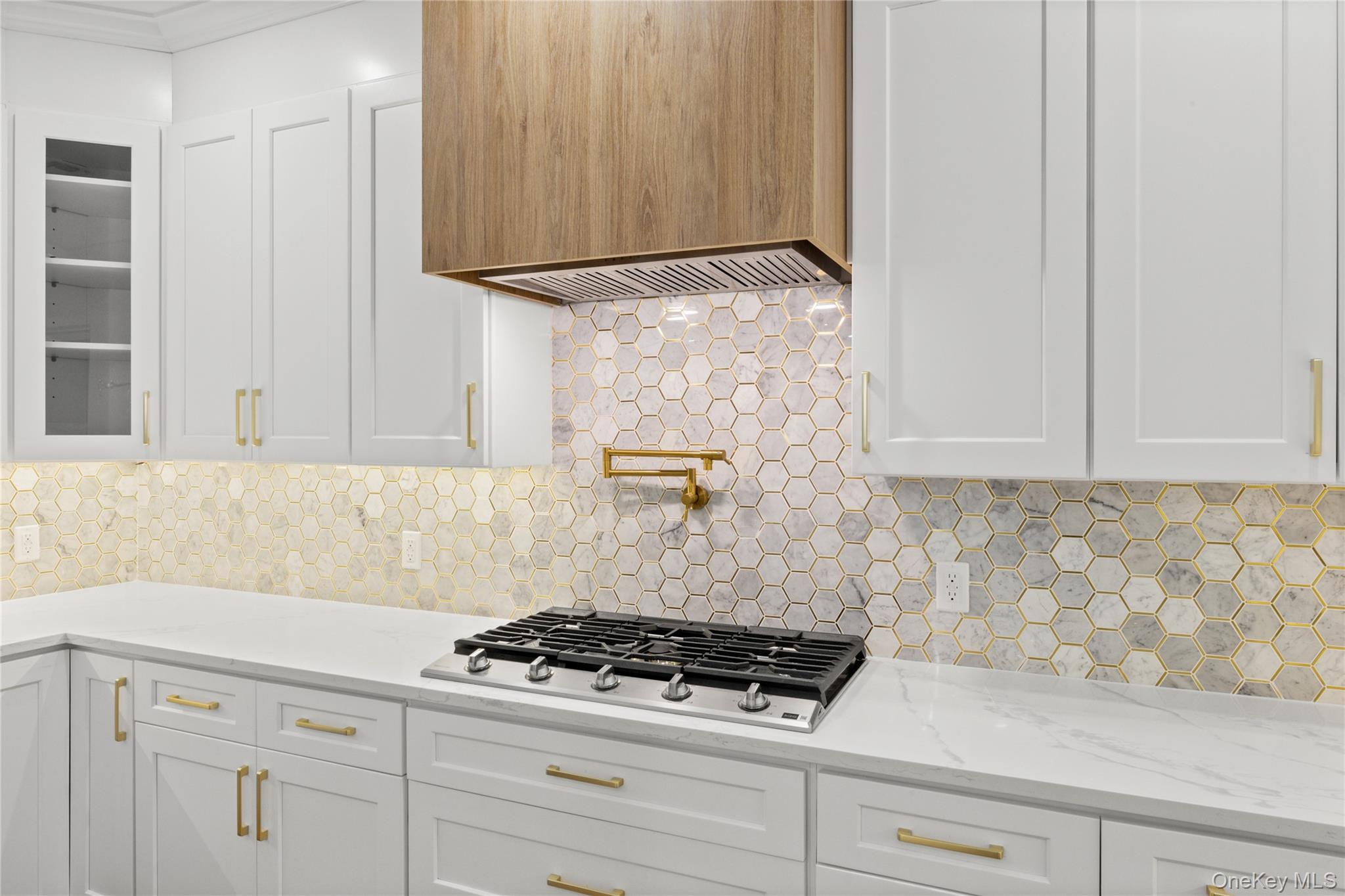 #17 photo, 182 Friends Lane, ナッソー郡 Westbury , NY 11590