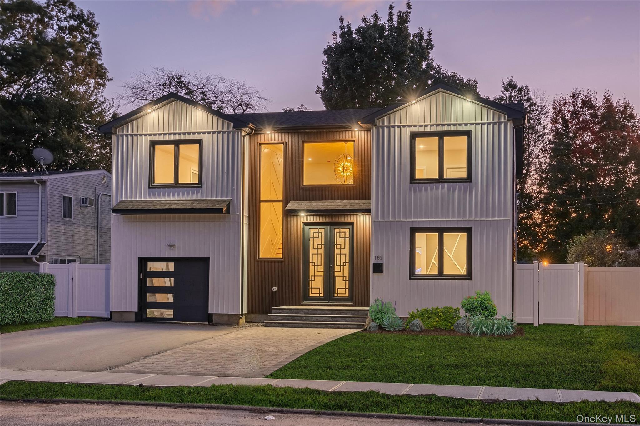 #3 photo, 182 Friends Lane, ナッソー郡 Westbury , NY 11590