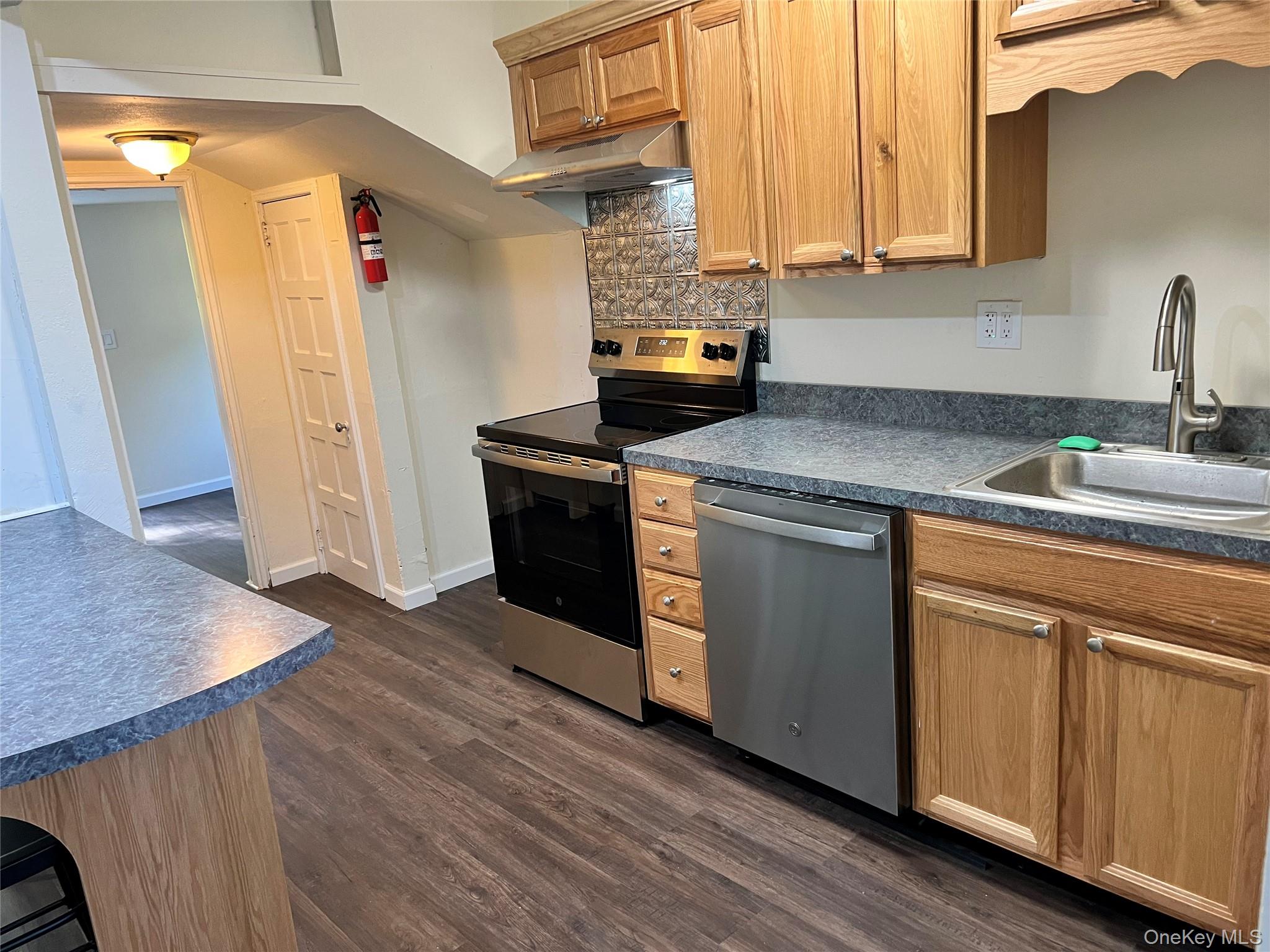 #8 photo, 294 Croton Falls Road, Mahopac , NY 10541