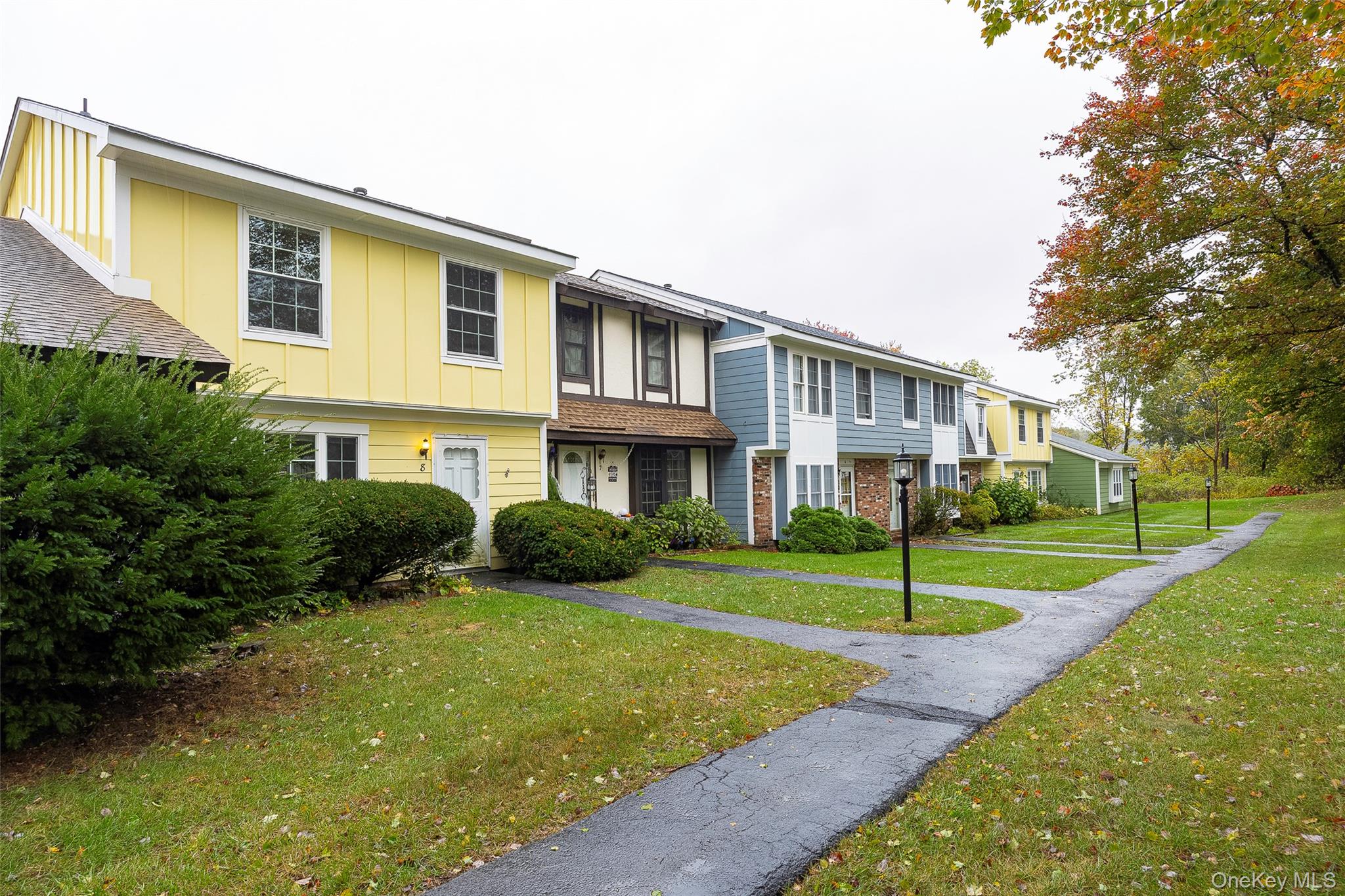 #2 photo, 8 Sunny Brook Circle, Highland , NY 12528