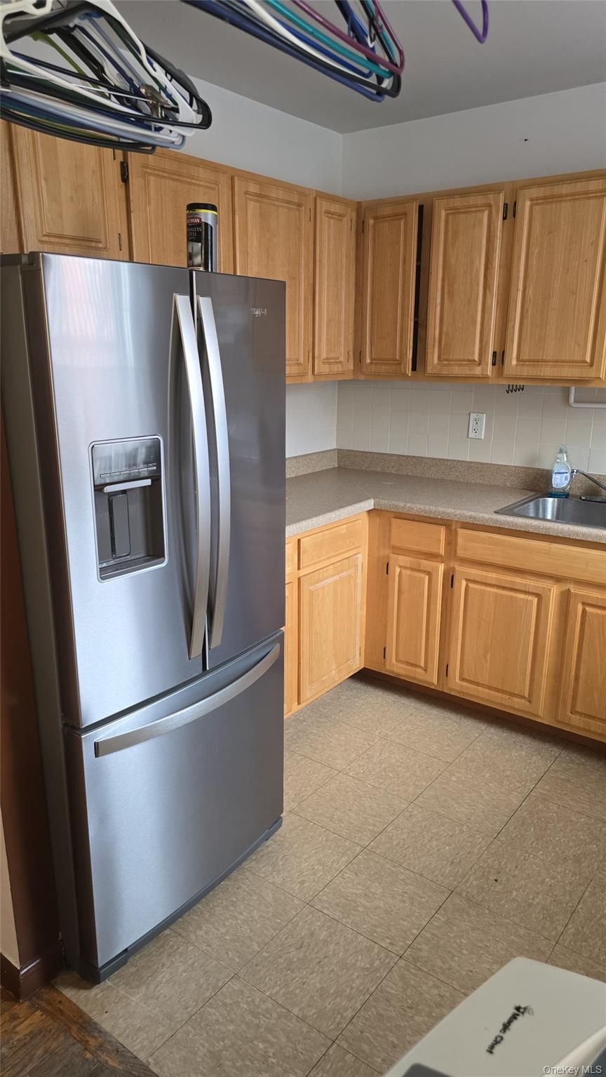 #11 photo, 2024 Hughes Avenue, ブロンクス区 Bronx , NY 10457