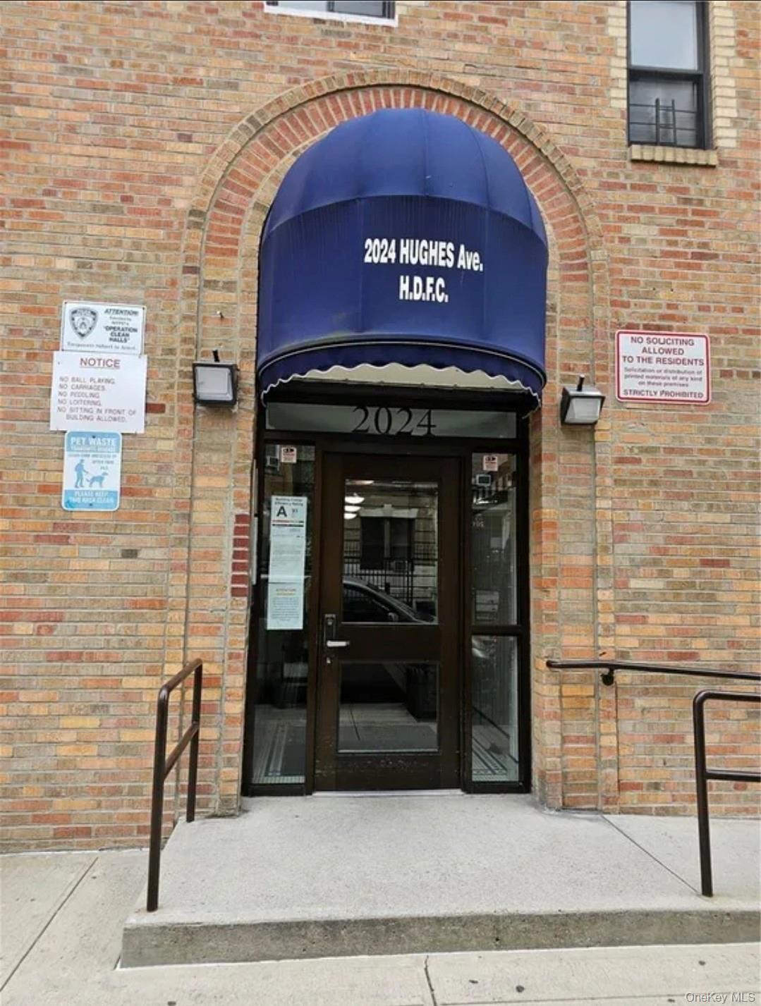 #12 photo, 2024 Hughes Avenue, ブロンクス区 Bronx , NY 10457