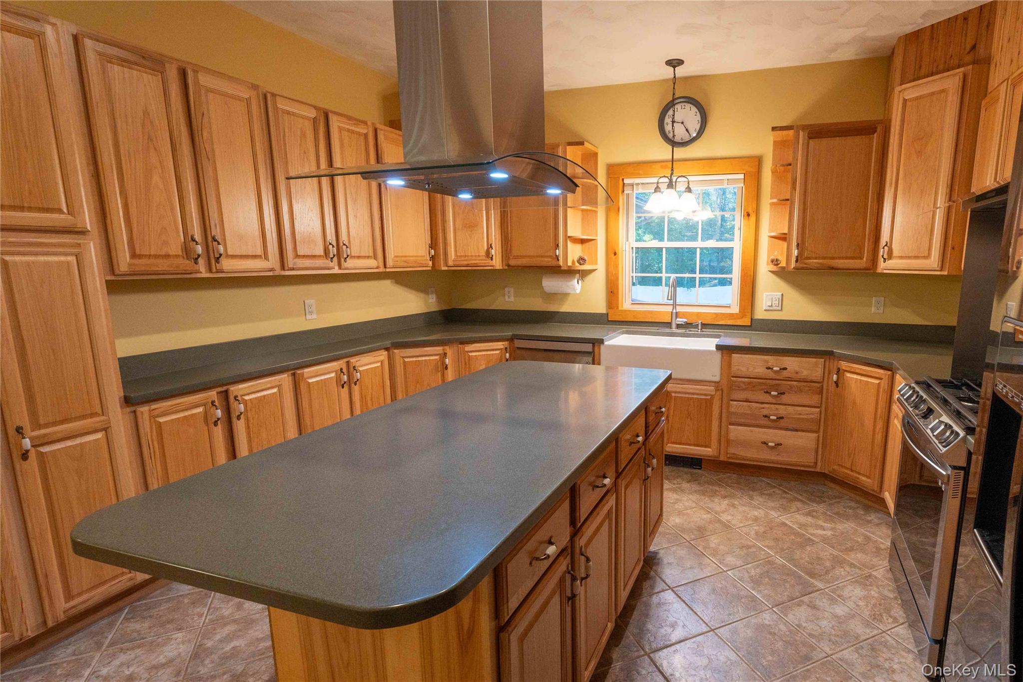 #8 photo, 109 3rd Street, Godeffroy , NY 12729