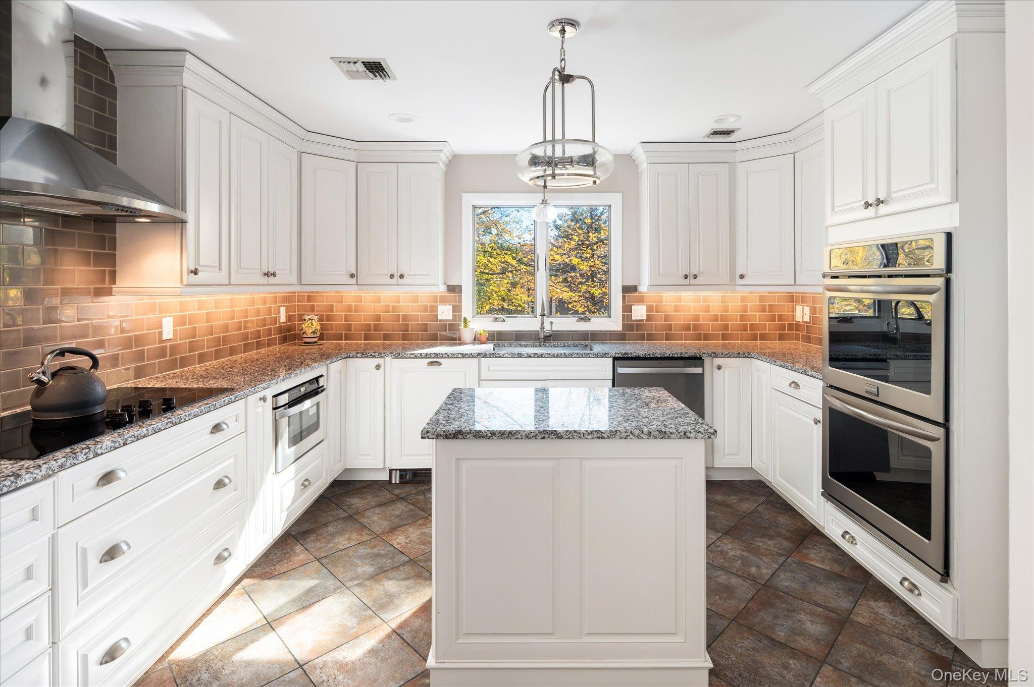 #9 photo, 7 Dayton Drive, Somers , NY 10589