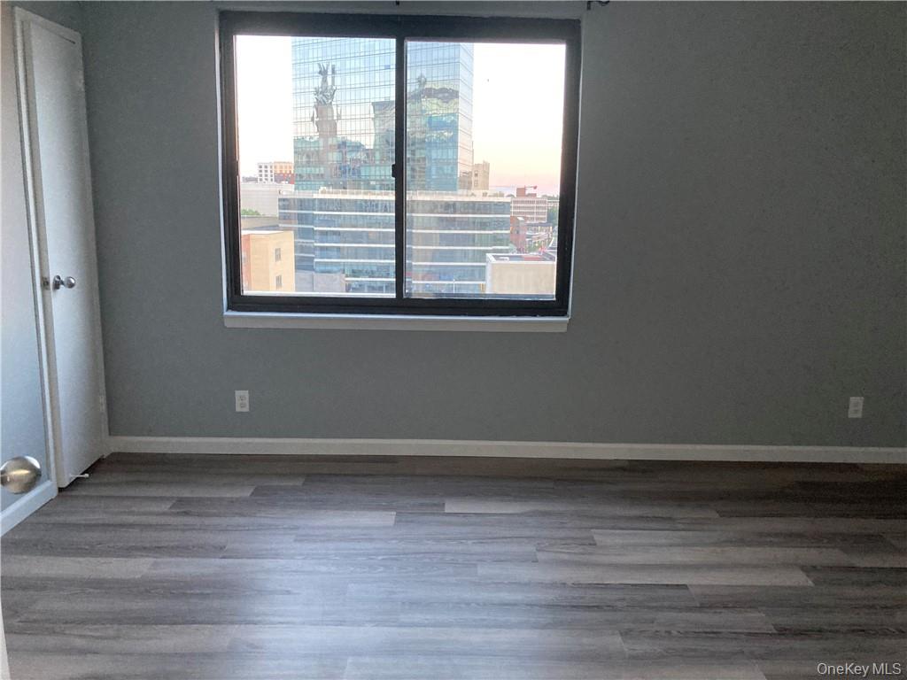 #12 photo, 10 Cottage Place, White Plains , NY 10601