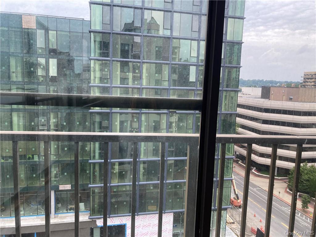 #14 photo, 10 Cottage Place, White Plains , NY 10601