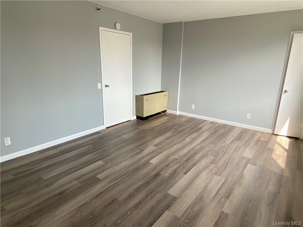 #9 photo, 10 Cottage Place, White Plains , NY 10601