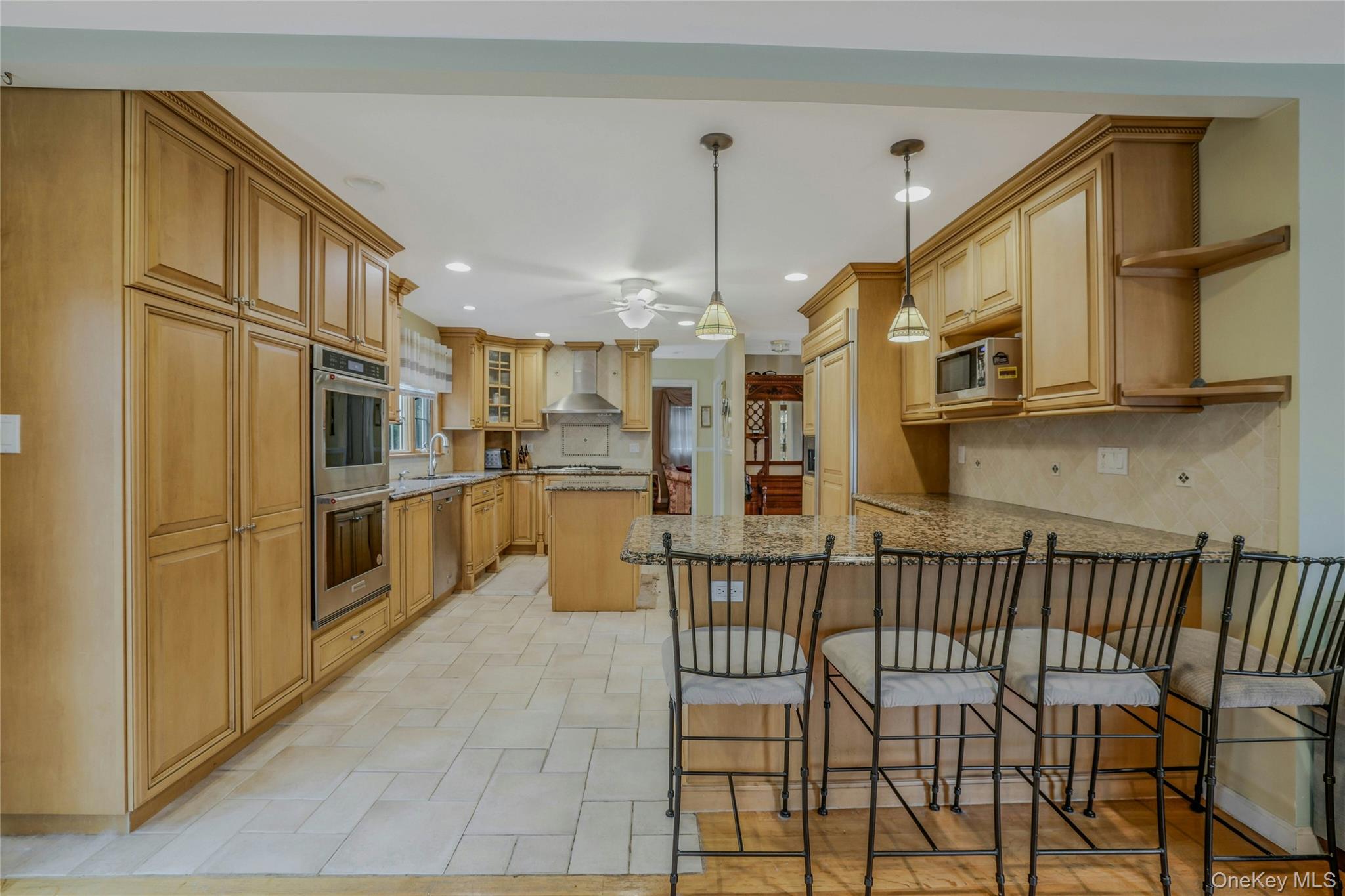 #14 photo, 45 Manchester Street, ナッソー郡 Westbury , NY 11590