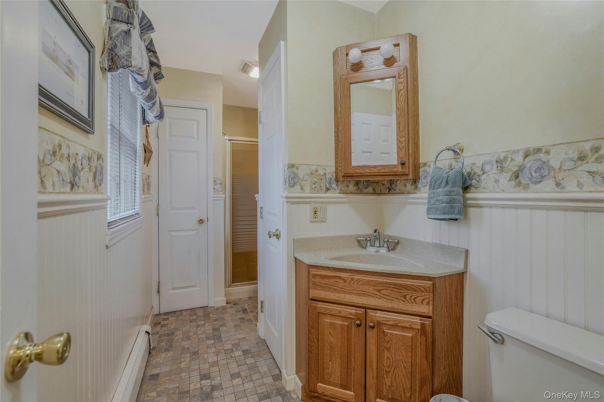 #17 photo, 45 Manchester Street, ナッソー郡 Westbury , NY 11590