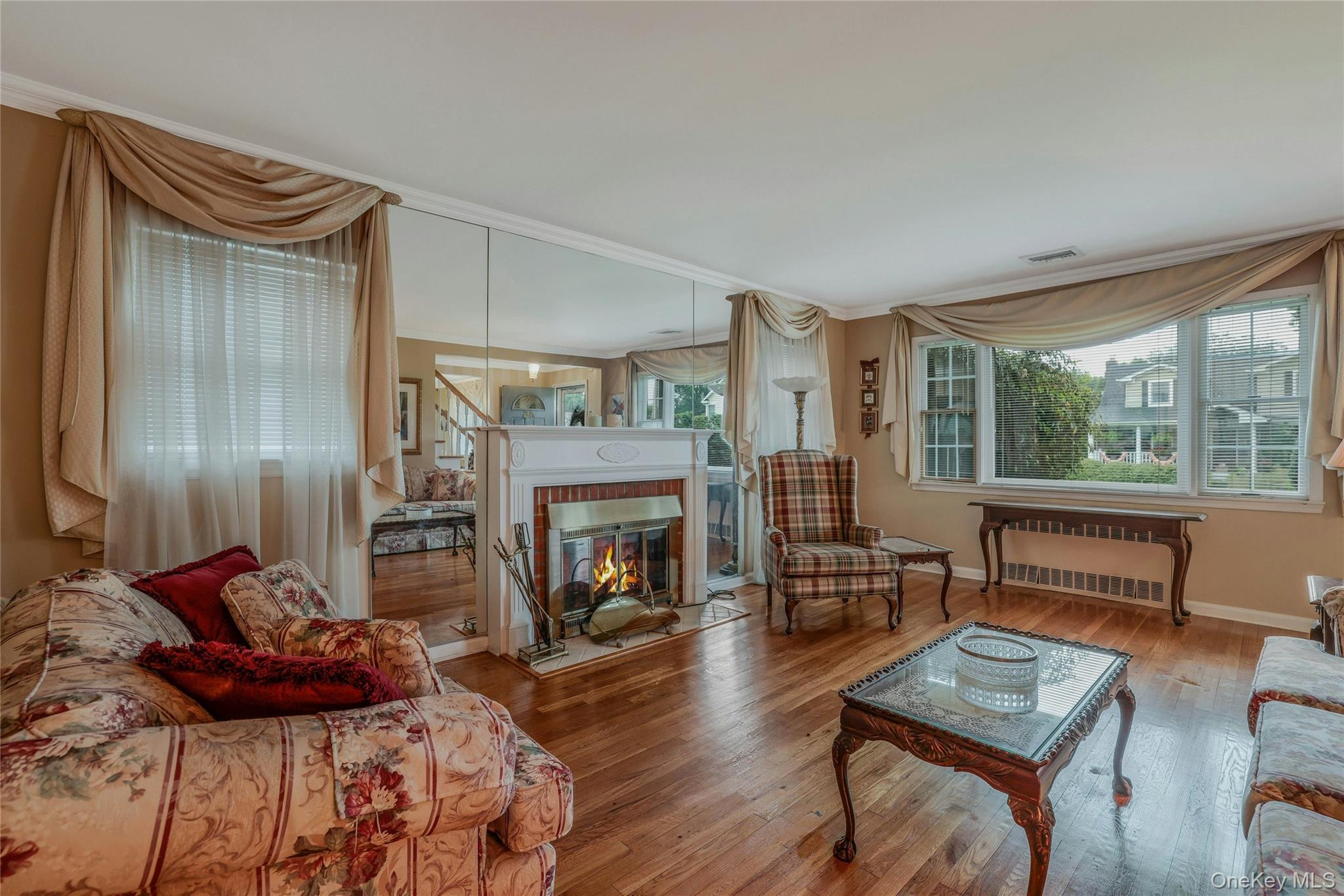 #5 photo, 45 Manchester Street, ナッソー郡 Westbury , NY 11590