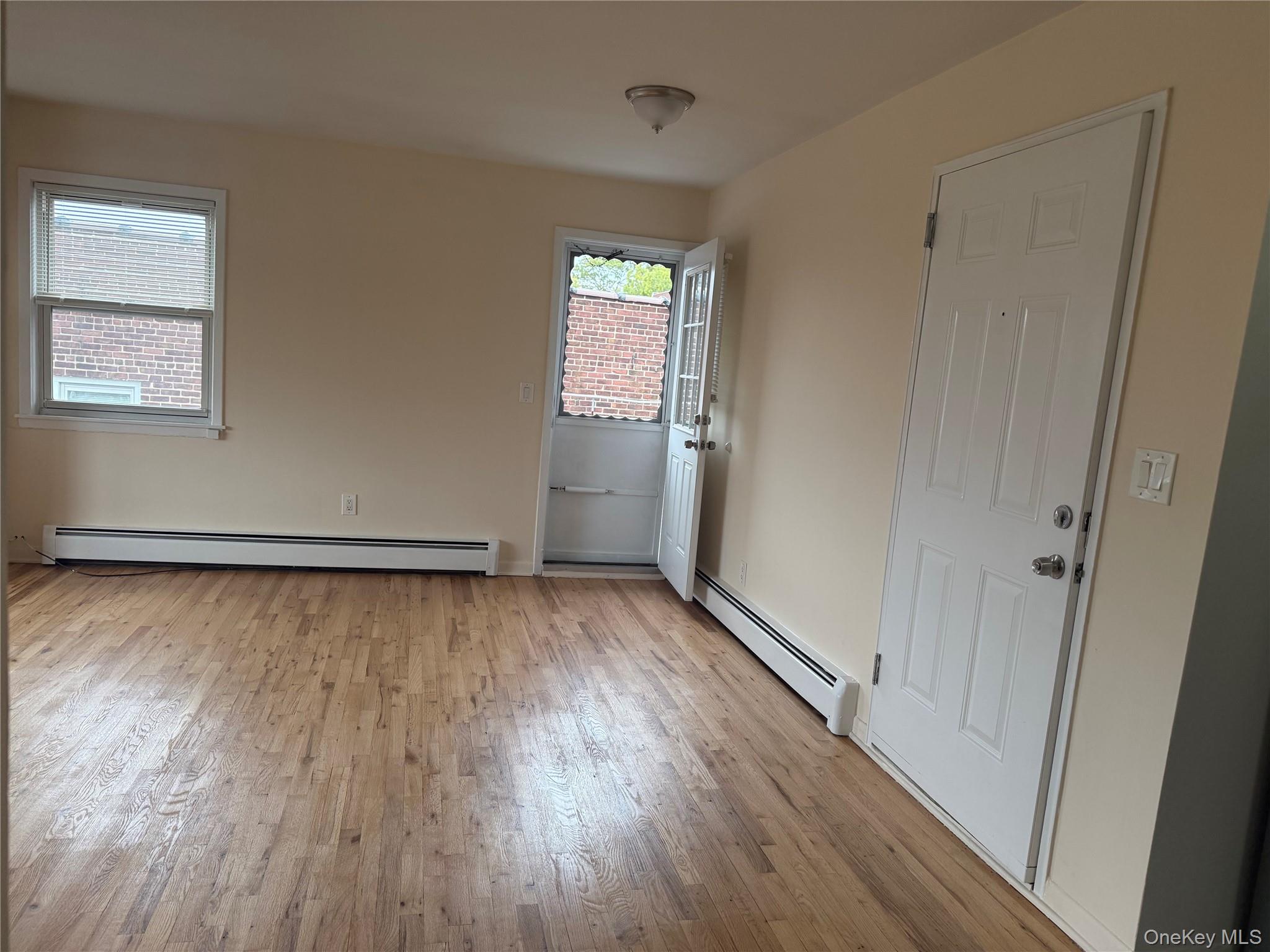 #3 photo, 61-26 164 Street, クイーンズ区 Fresh Meadows , NY 11365