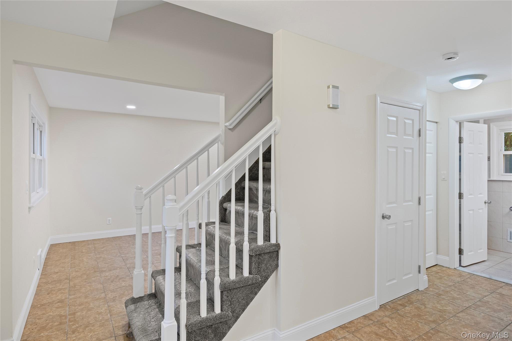 #3 photo, 31 Colony Road, サフォーク郡 Port Jefferson Station , NY 11776