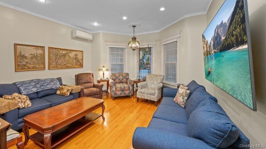 #5 photo, 8210 Fort Hamilton Parkway, ブルックリン区 Brooklyn , NY 11209