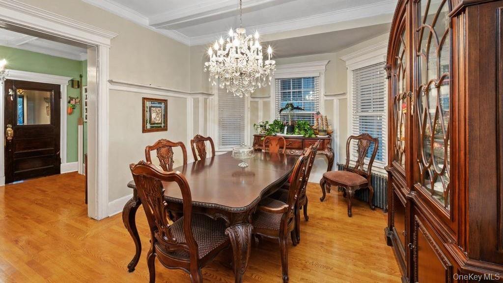 #7 photo, 8210 Fort Hamilton Parkway, ブルックリン区 Brooklyn , NY 11209