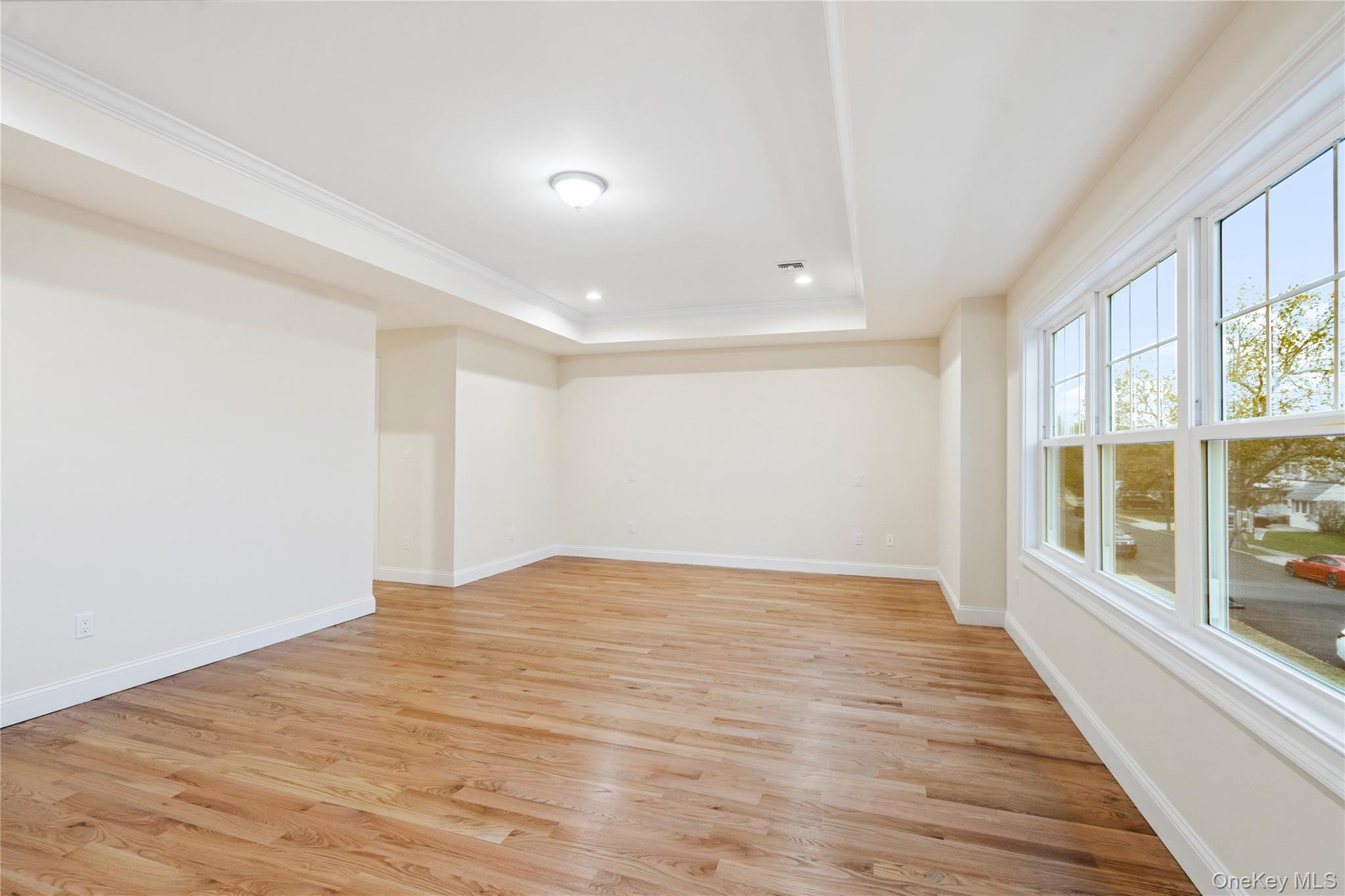 #14 photo, 23 Cove Lane, ナッソー郡 Levittown , NY 11756