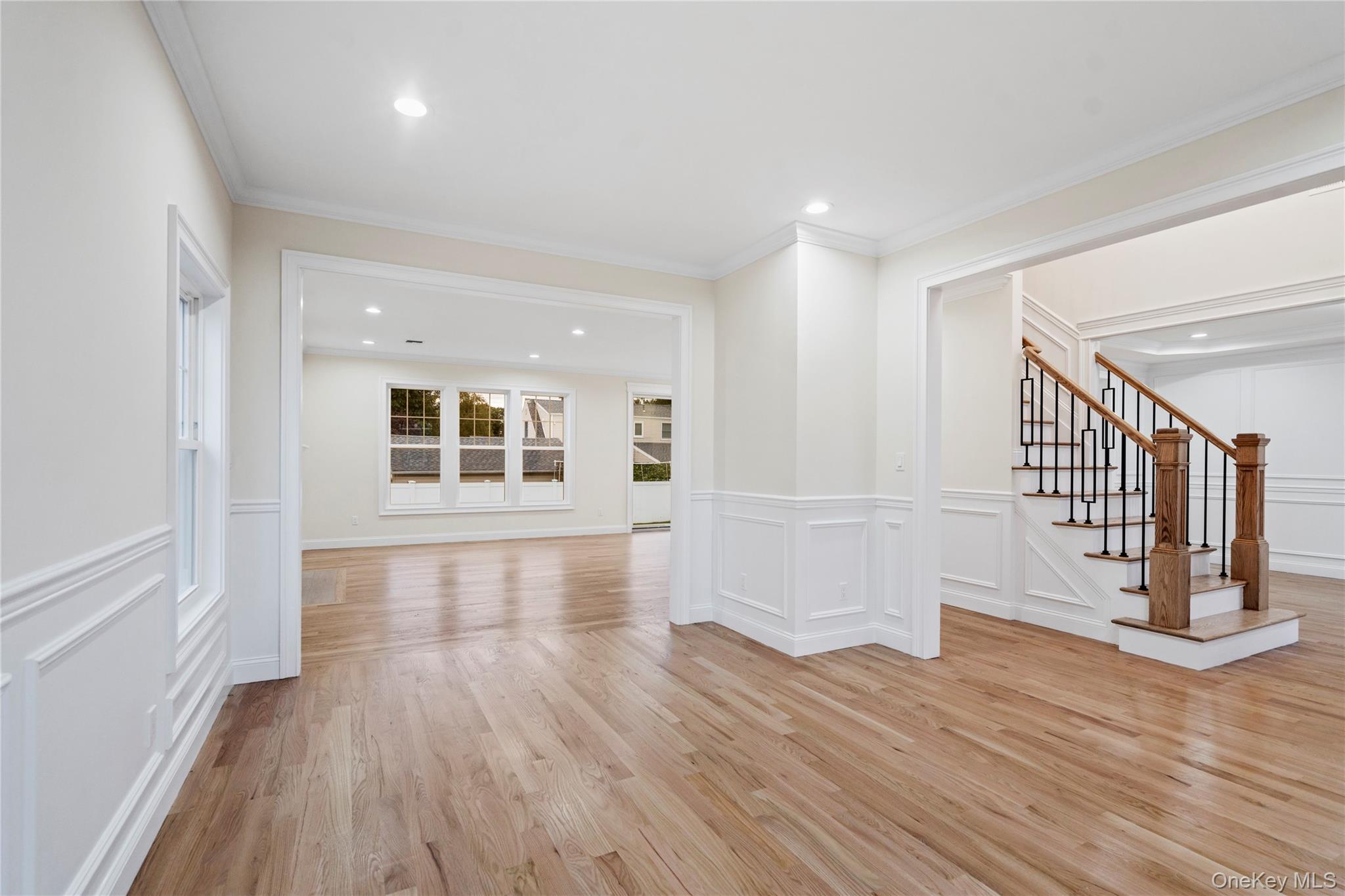 #3 photo, 23 Cove Lane, ナッソー郡 Levittown , NY 11756