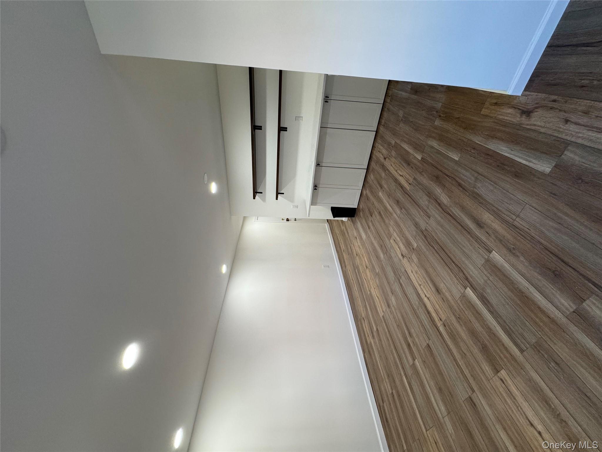 #5 photo, 2449I union Avenue, サフォーク郡 Islip , NY 11751